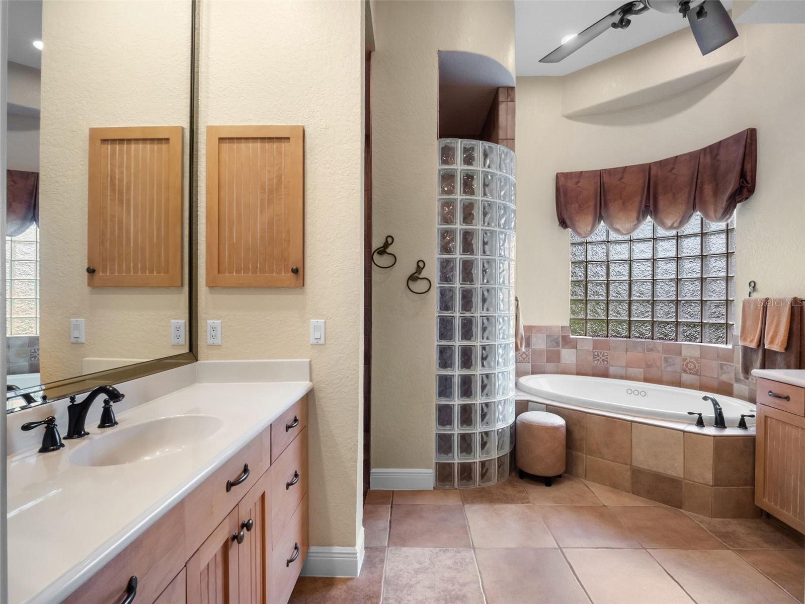 8974 GREY HAWK PT, ORLANDO, FL, 32836