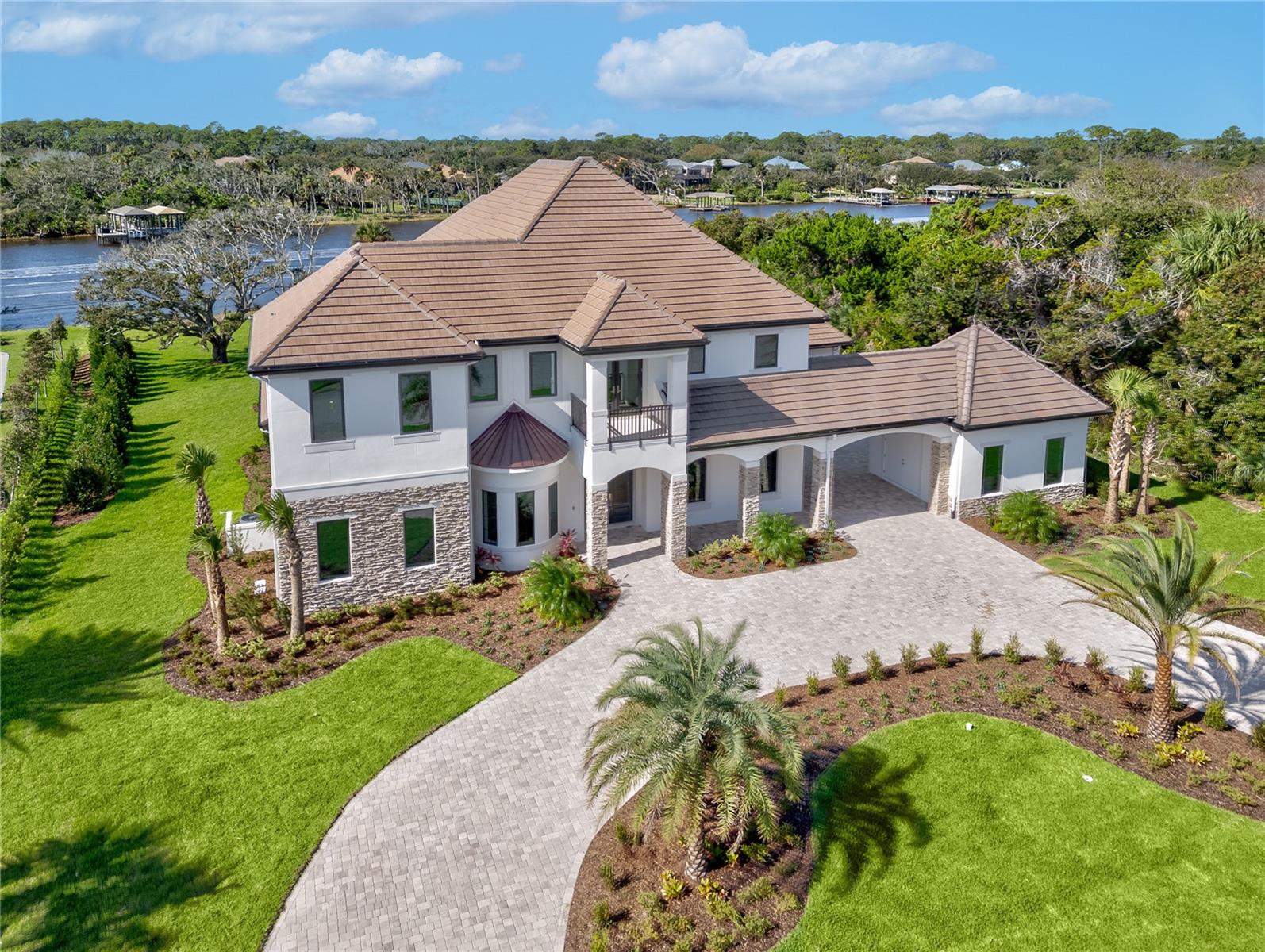 FC311016 Property Photo