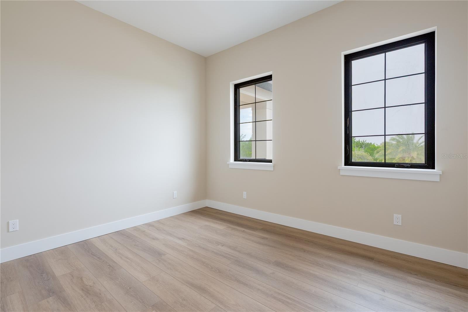 FC311016 Property Photo