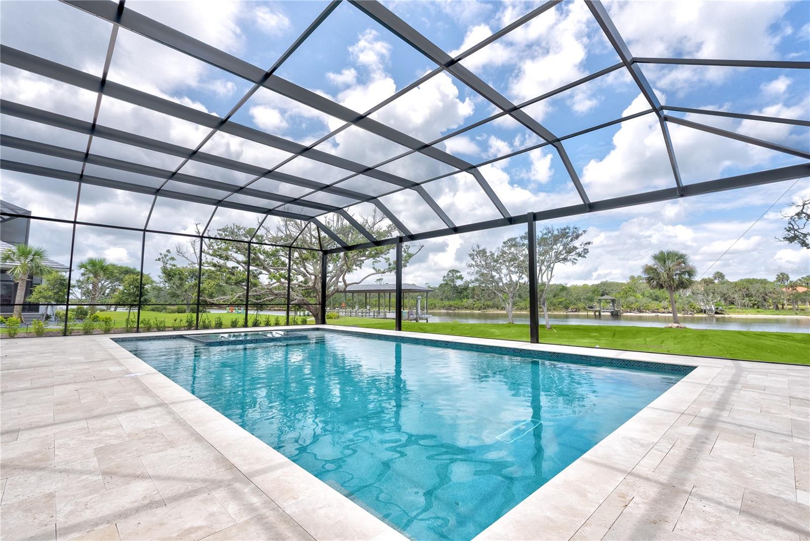 FC311016 Property Photo