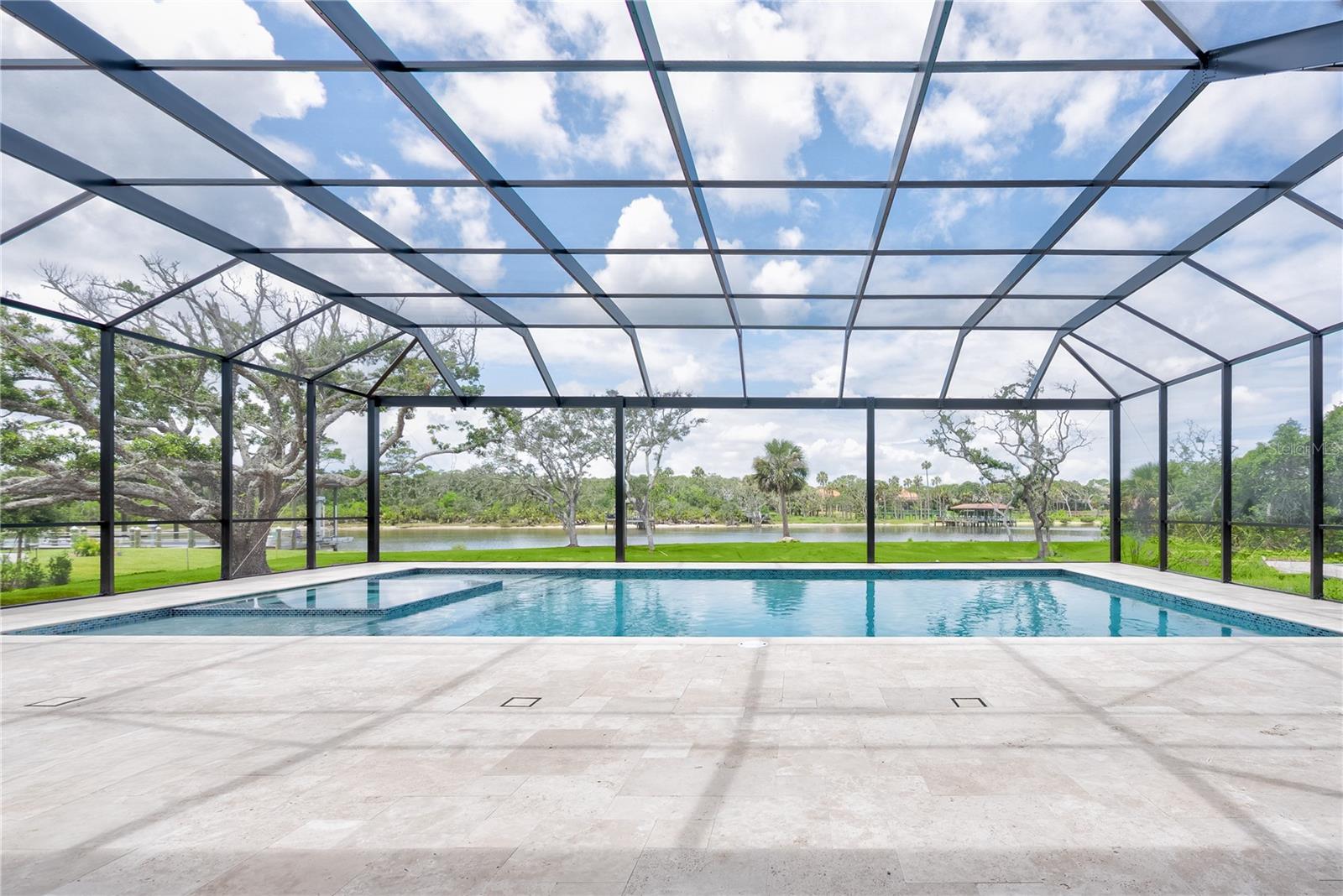 FC311016 Property Photo