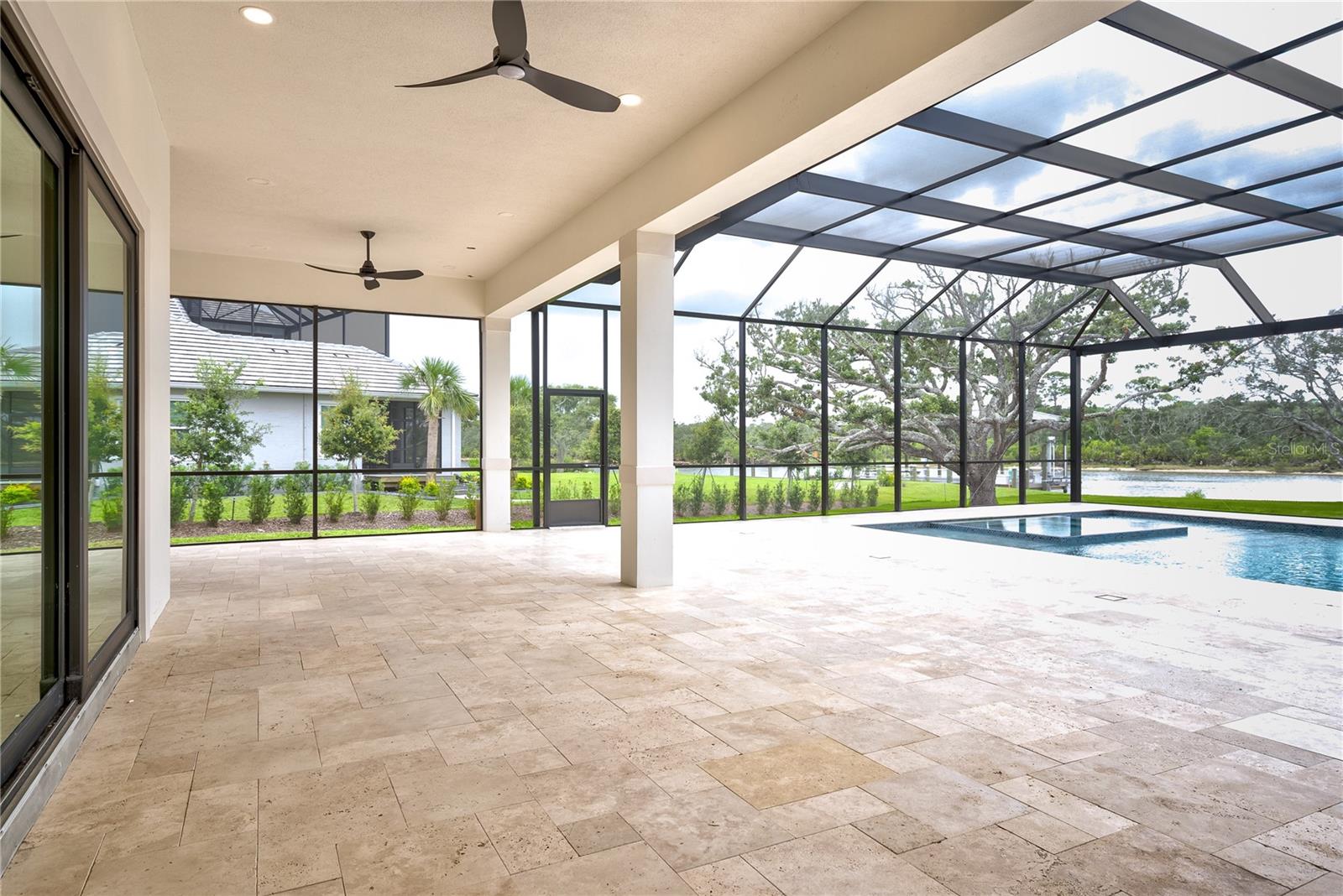 FC311016 Property Photo