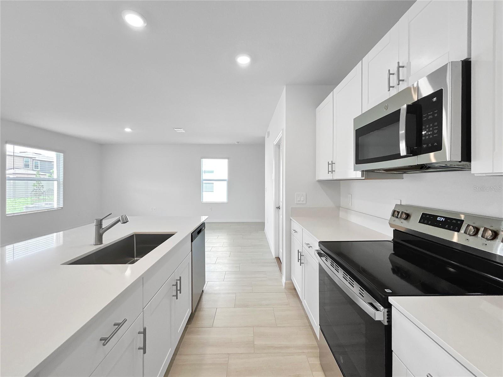 17570 SHIREWOOD WAY, LAND O LAKES, FL, 34638