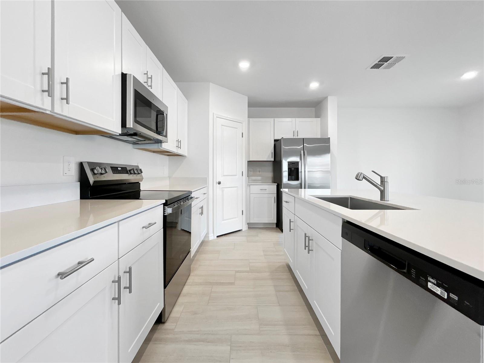 17570 SHIREWOOD WAY, LAND O LAKES, FL, 34638