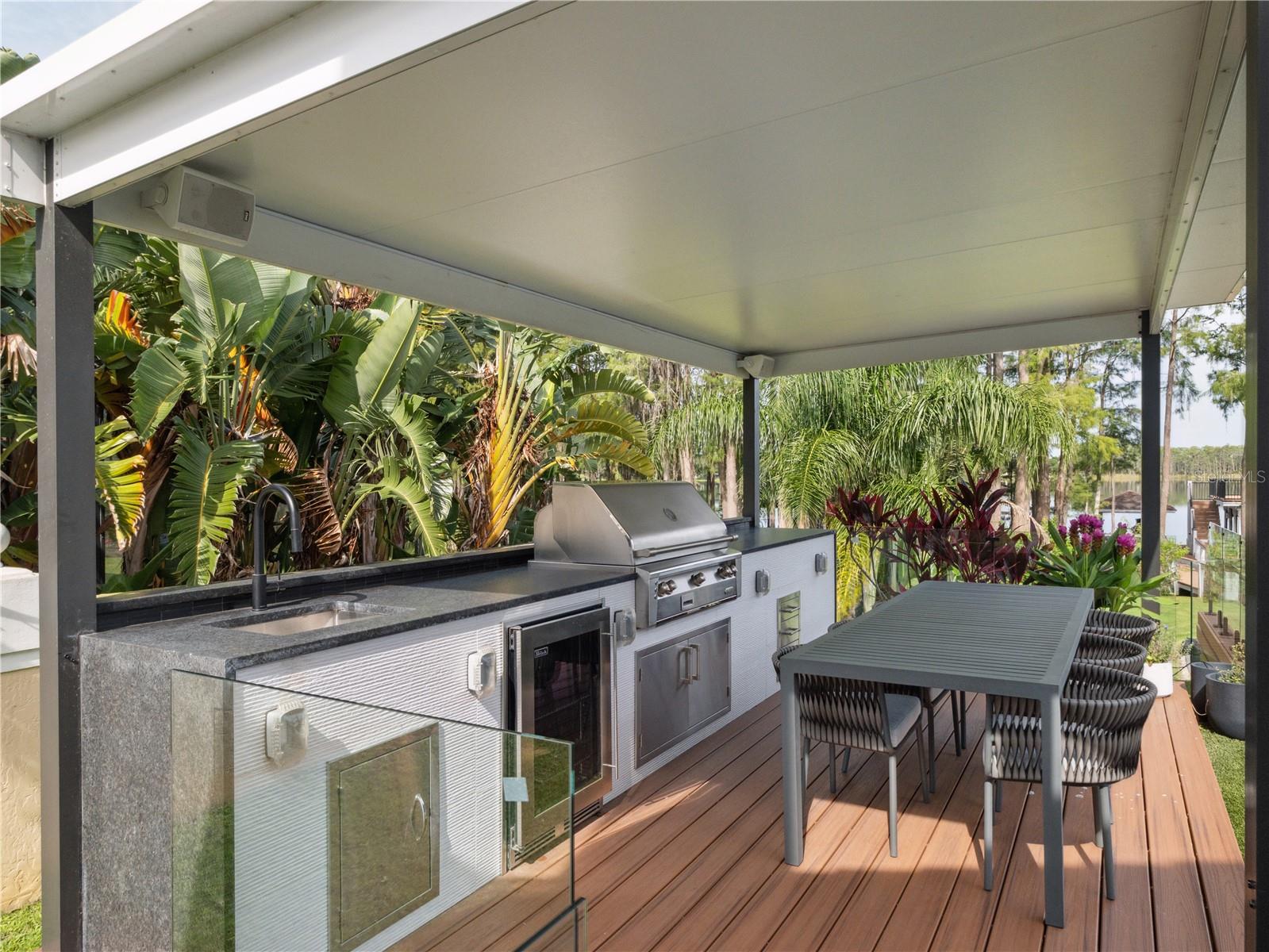 O6324381 Property Photo