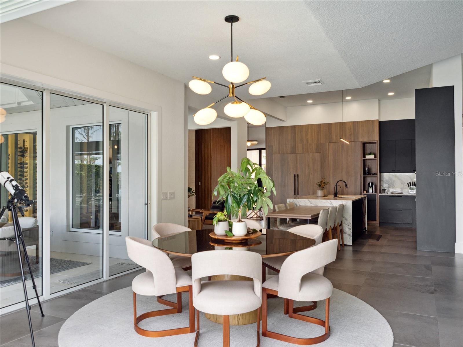 O6324381 Property Photo