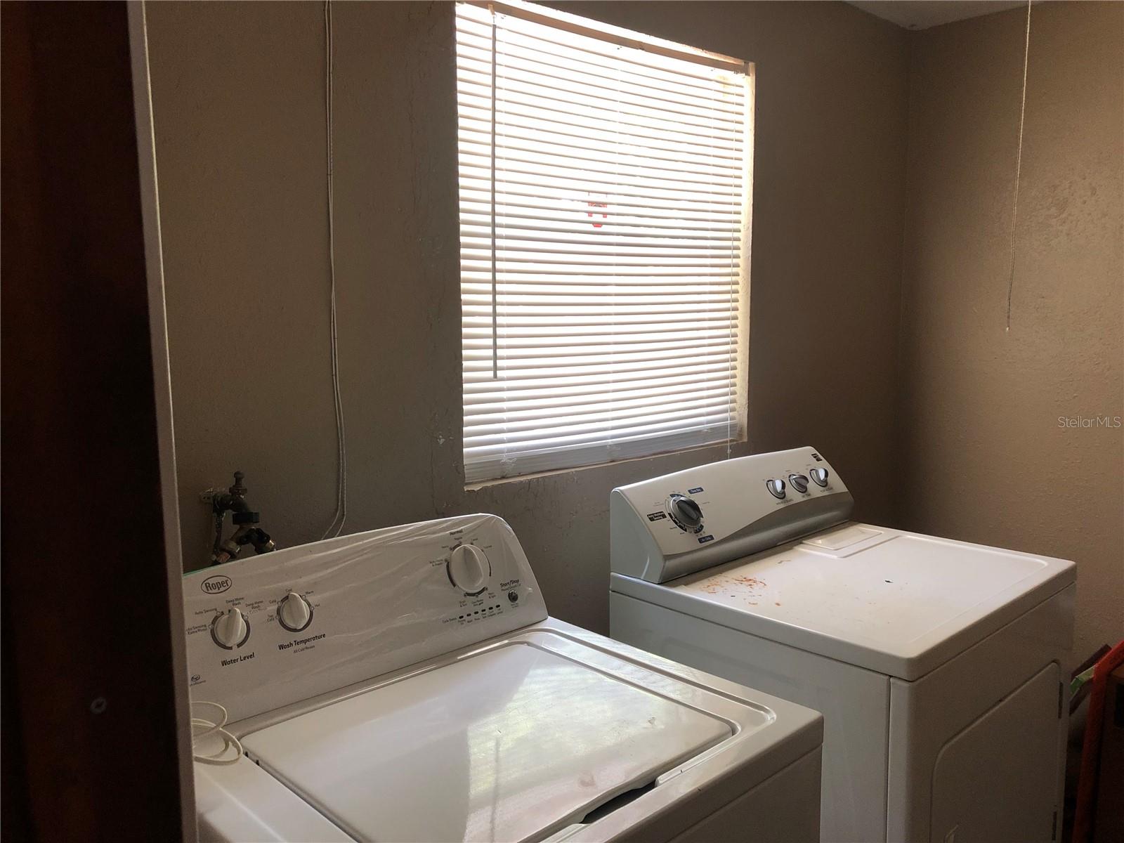 718 S STONE ST, DELAND, FL, 32720