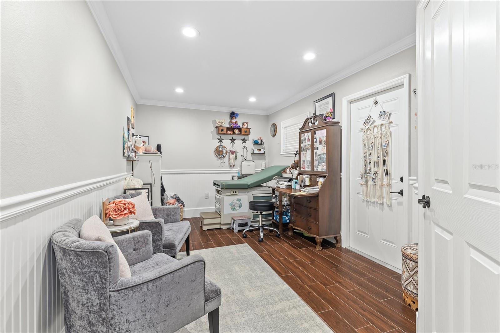 1132 HOFFNER AVE, ORLANDO, FL, 32809