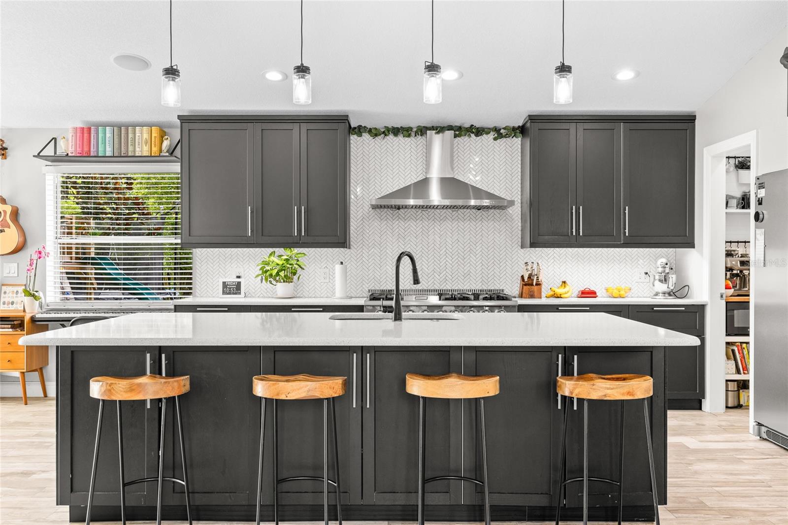 1132 HOFFNER AVE, ORLANDO, FL, 32809