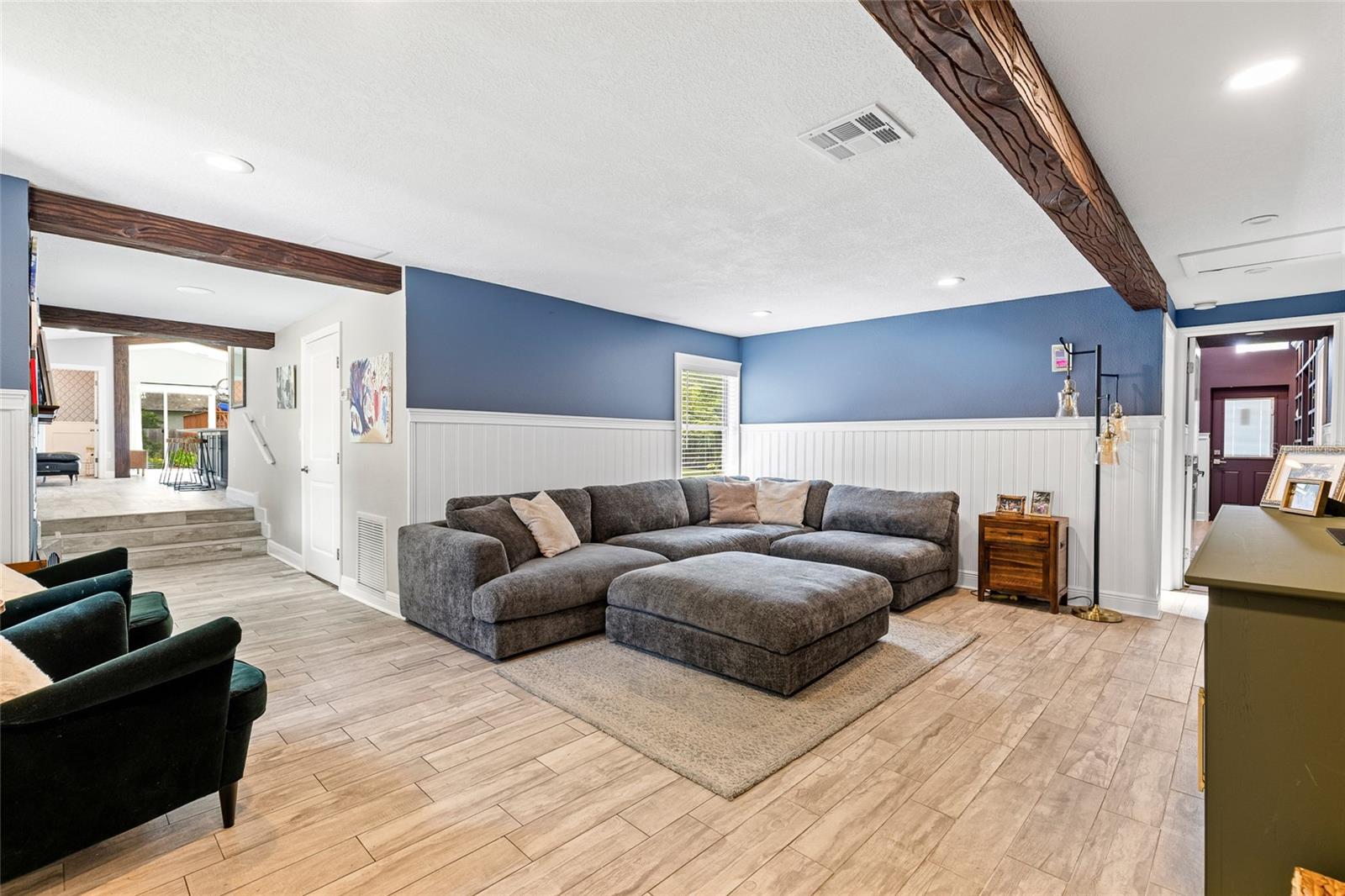 1132 HOFFNER AVE, ORLANDO, FL, 32809