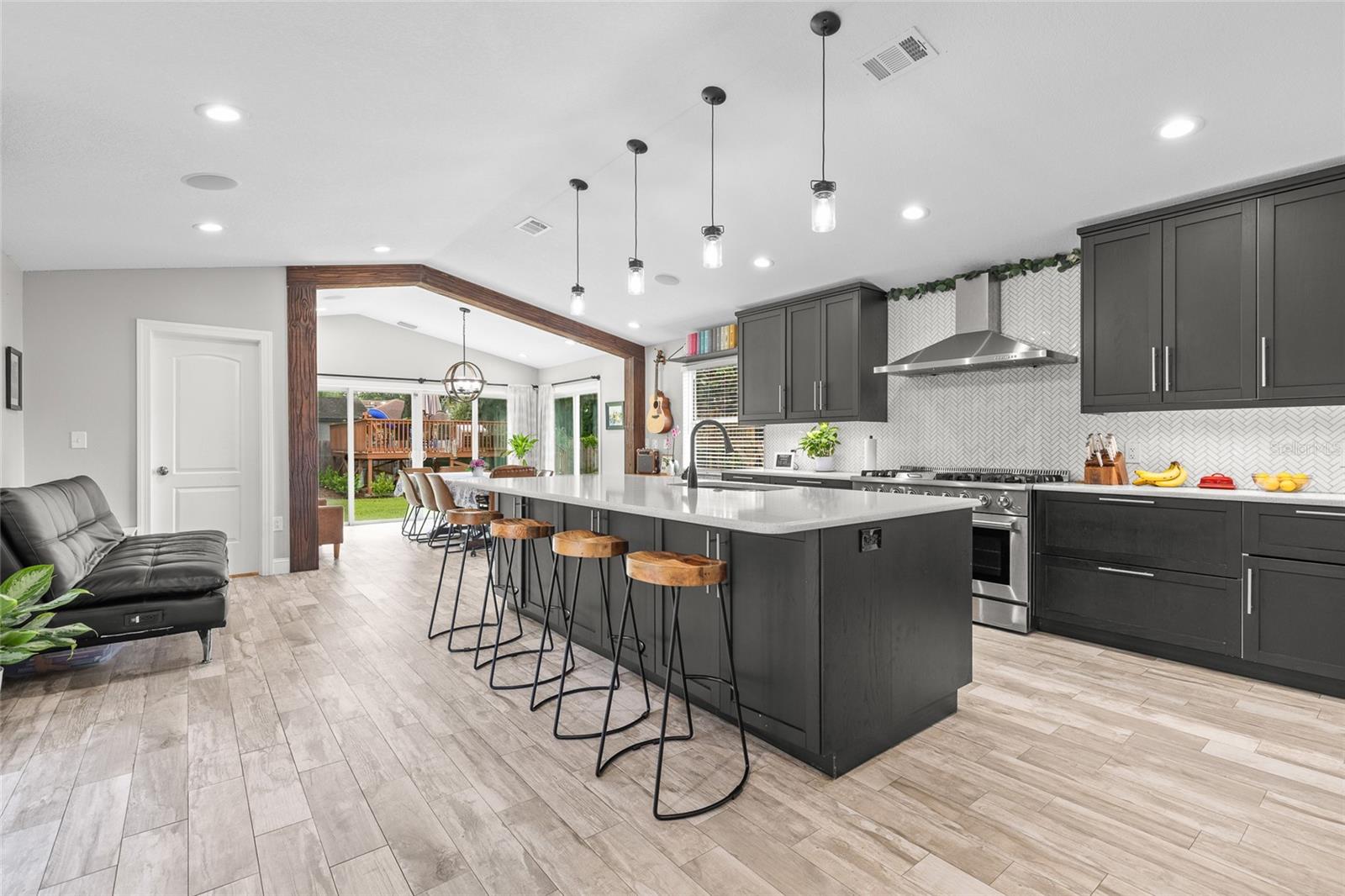 1132 HOFFNER AVE, ORLANDO, FL, 32809