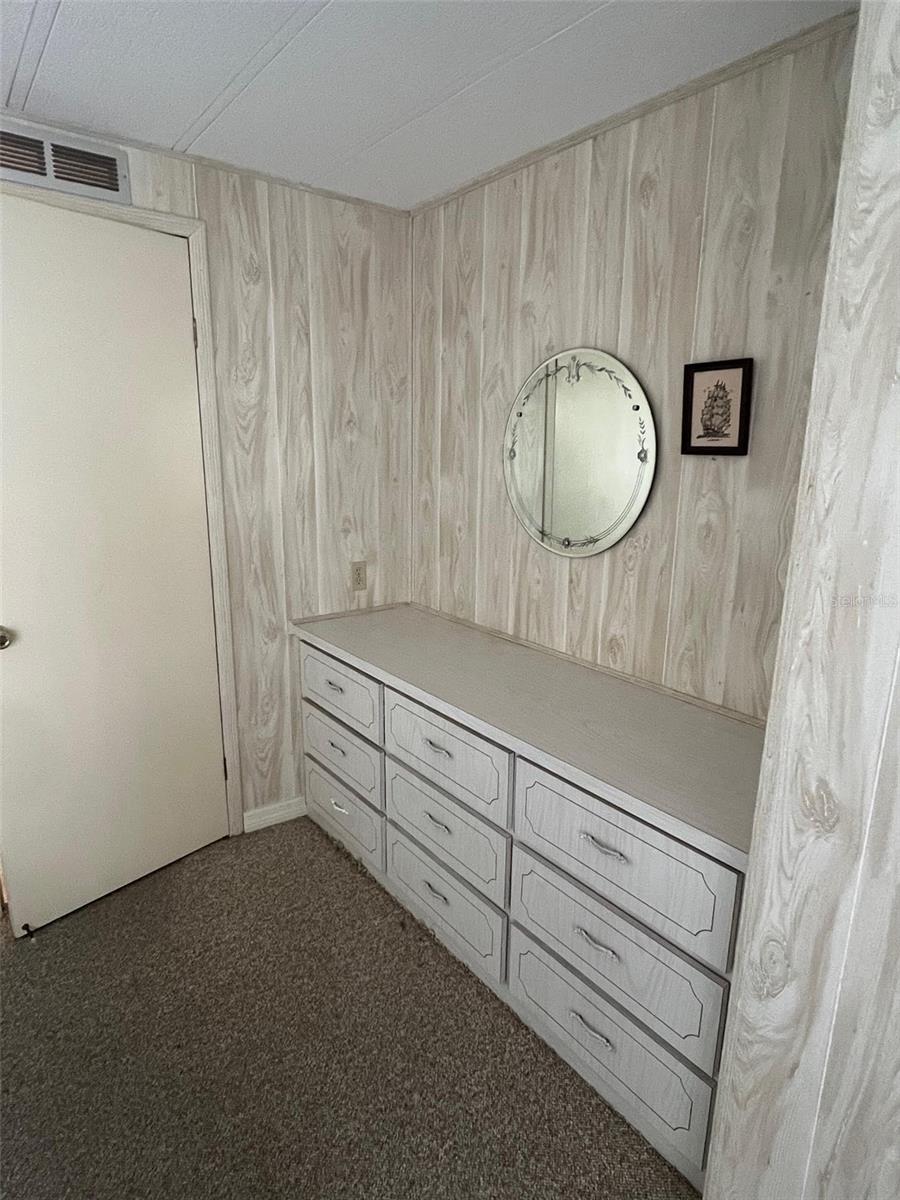 48 PALM FOREST DR, LARGO, FL, 33770