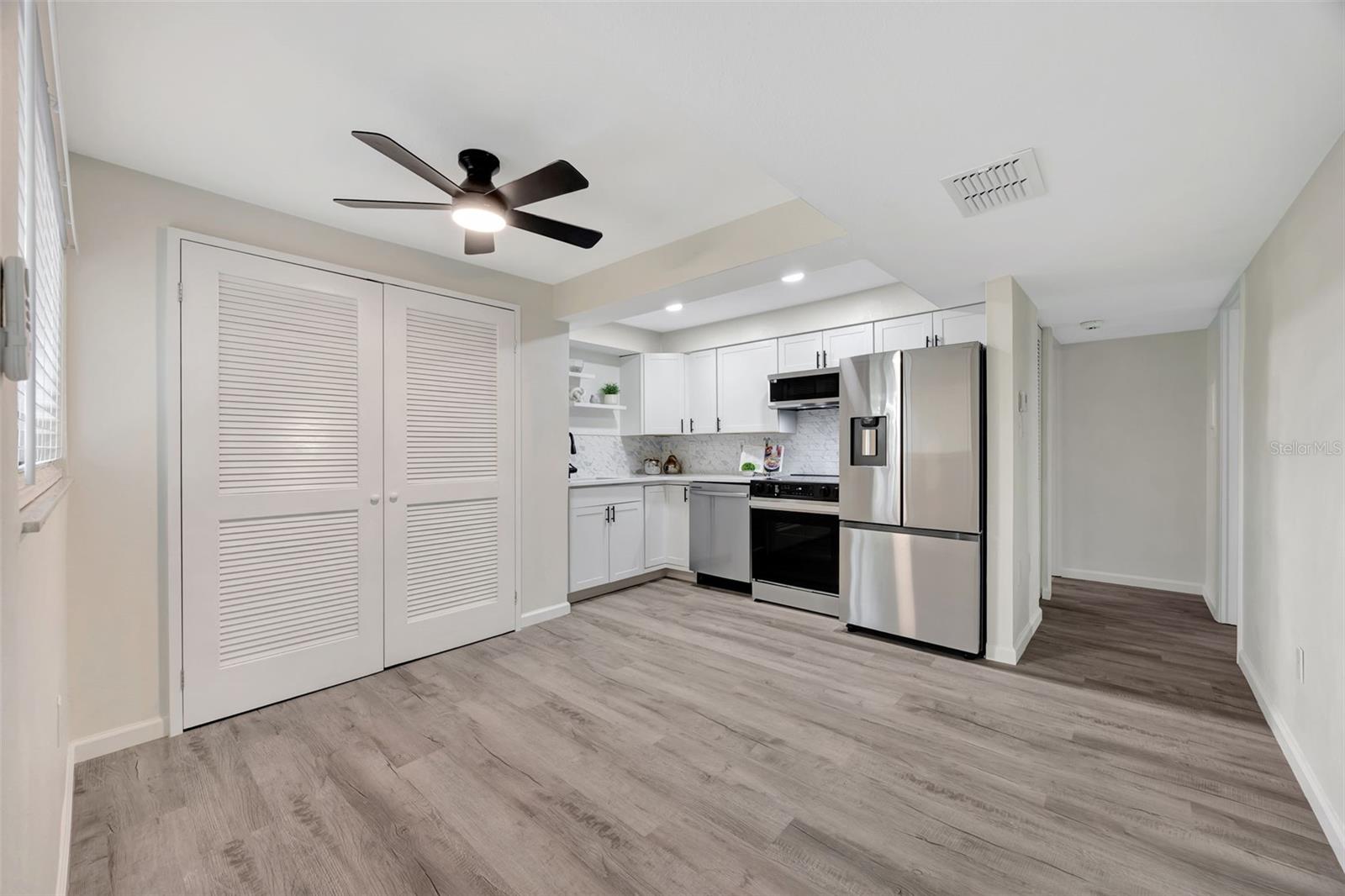 2121 WOOD ST #124, SARASOTA, FL, 34237