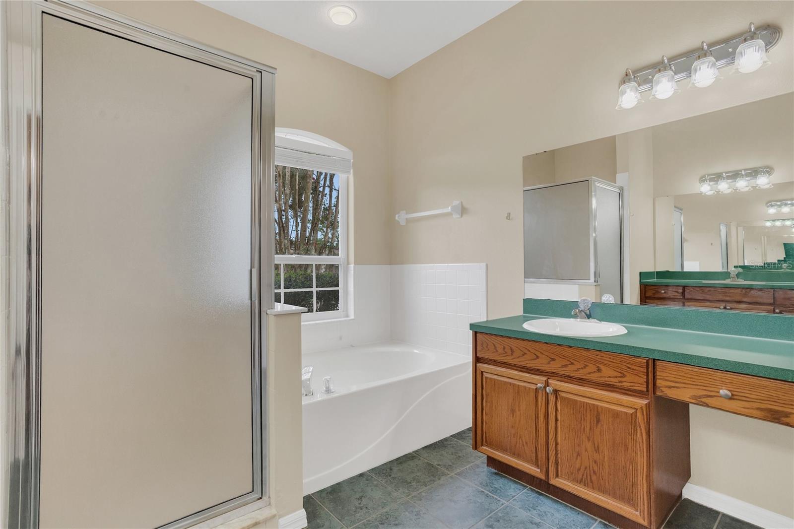 2408 GROVEWAY DR, VALRICO, FL, 33596