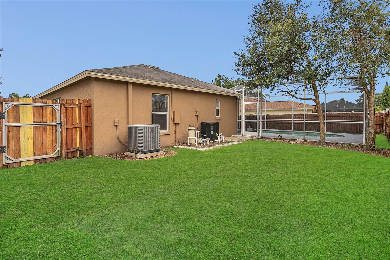 2408 GROVEWAY DR, VALRICO, FL, 33596