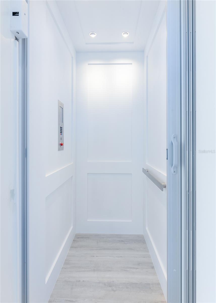 5816 SHELL COVE DR #119, CAPE CORAL, FL, 33914