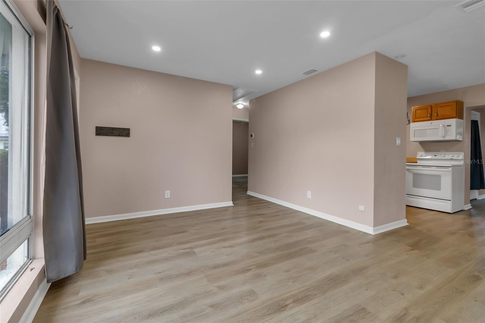 6439 LAFAYETTE RD, BRADENTON, FL, 34207