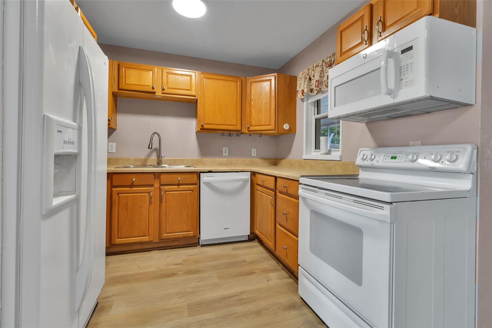 6439 LAFAYETTE RD, BRADENTON, FL, 34207