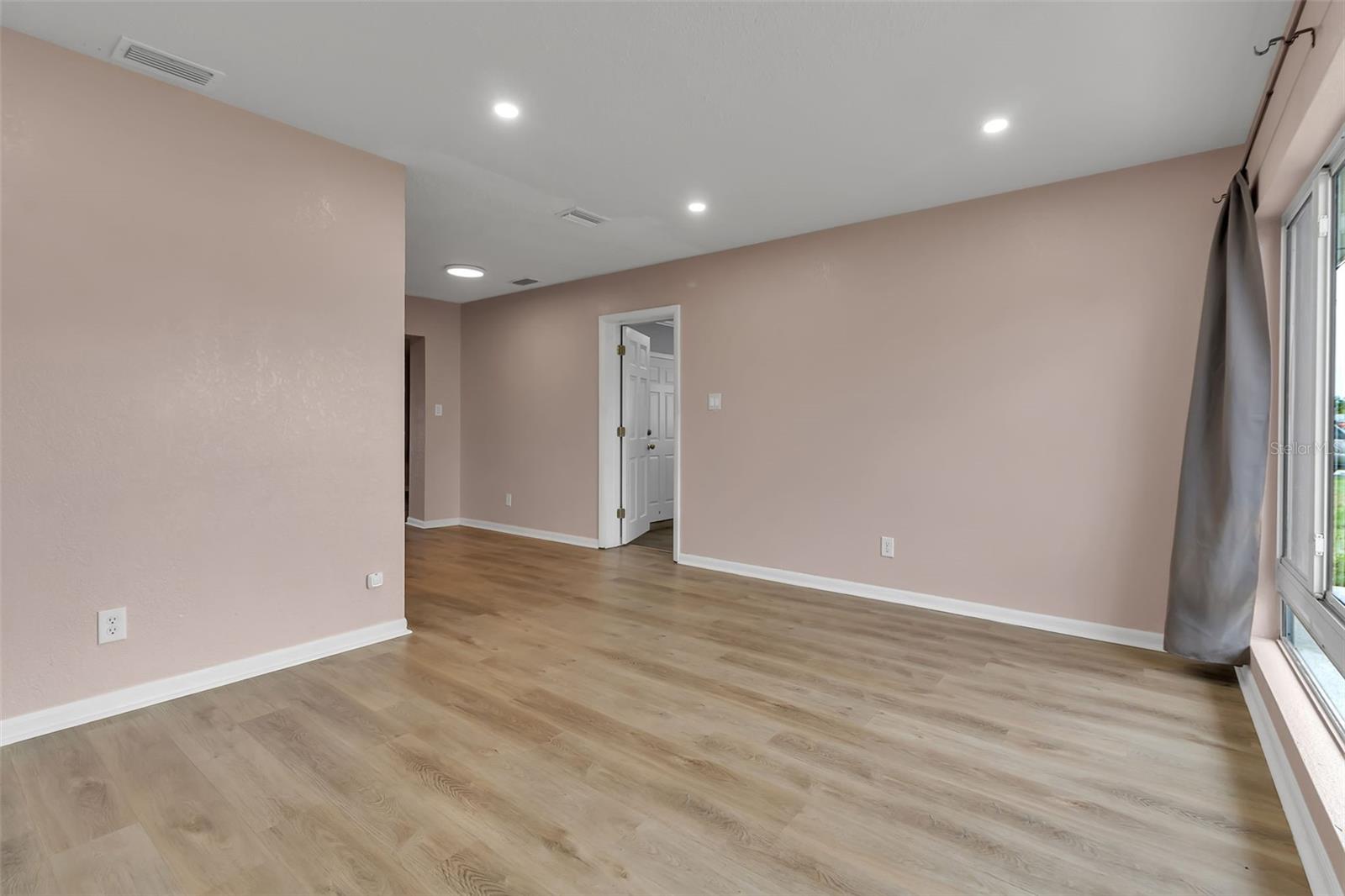 6439 LAFAYETTE RD, BRADENTON, FL, 34207