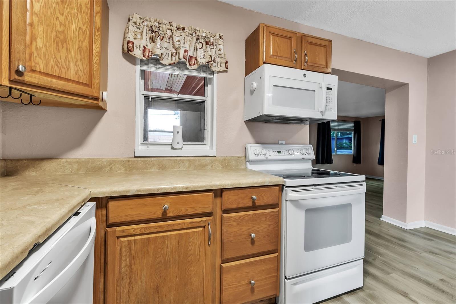 6439 LAFAYETTE RD, BRADENTON, FL, 34207