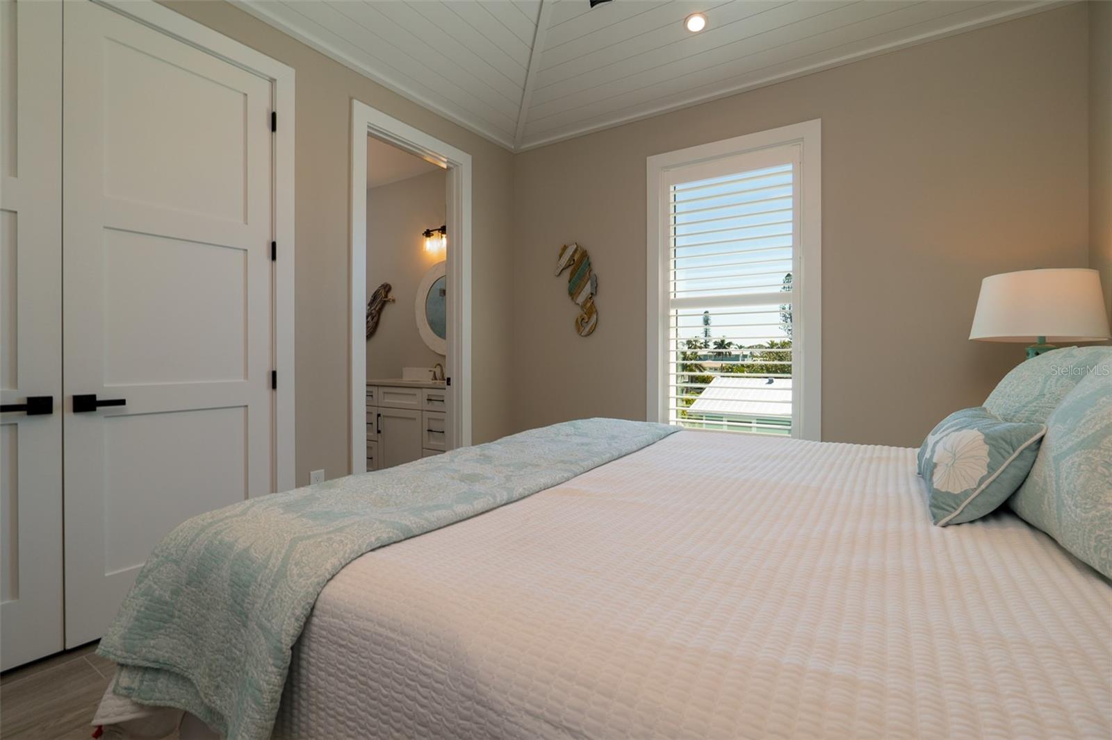 A4658000 Property Photo