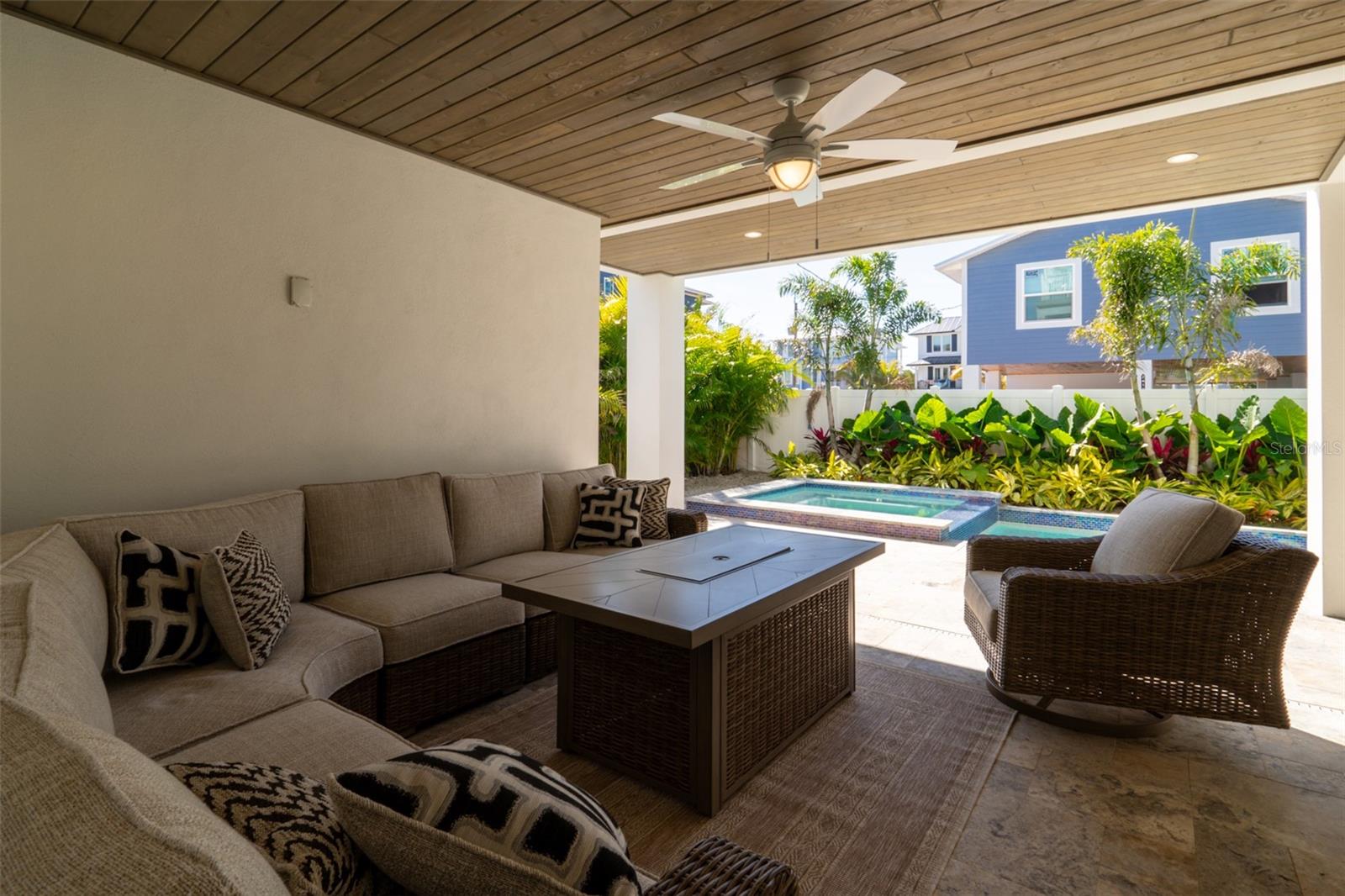 A4658000 Property Photo