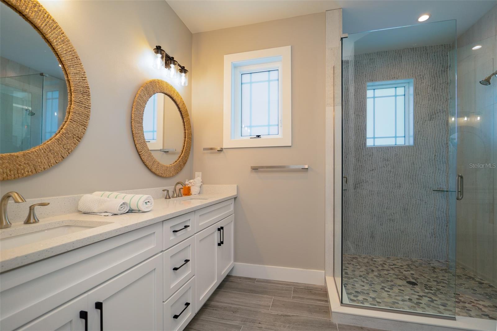 A4658000 Property Photo