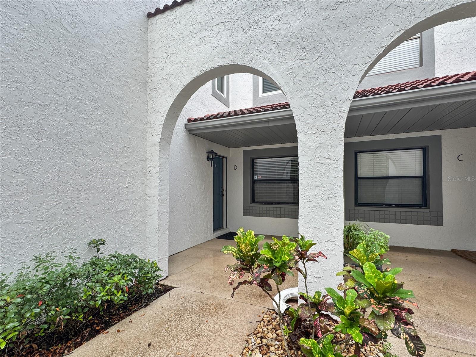 484 SANTA CRUZ PL NE #D, ST PETERSBURG, FL, 33703