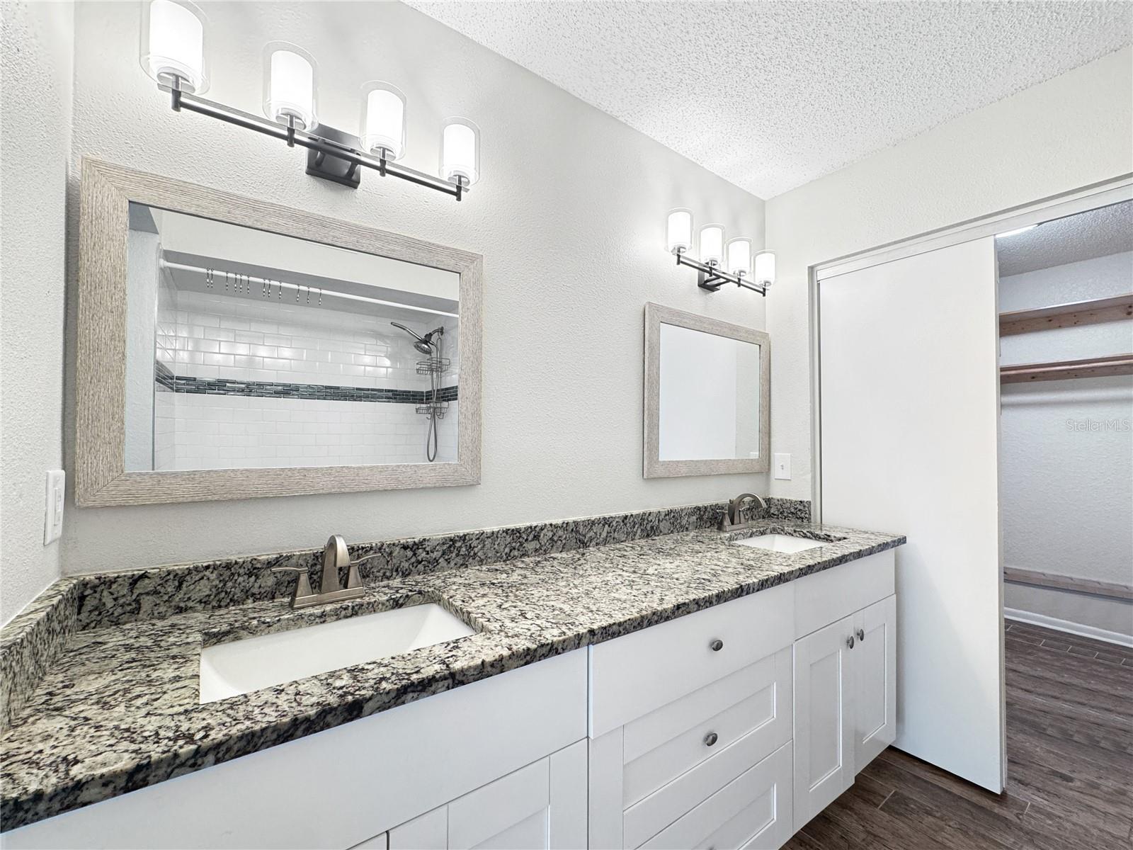 484 SANTA CRUZ PL NE #D, ST PETERSBURG, FL, 33703