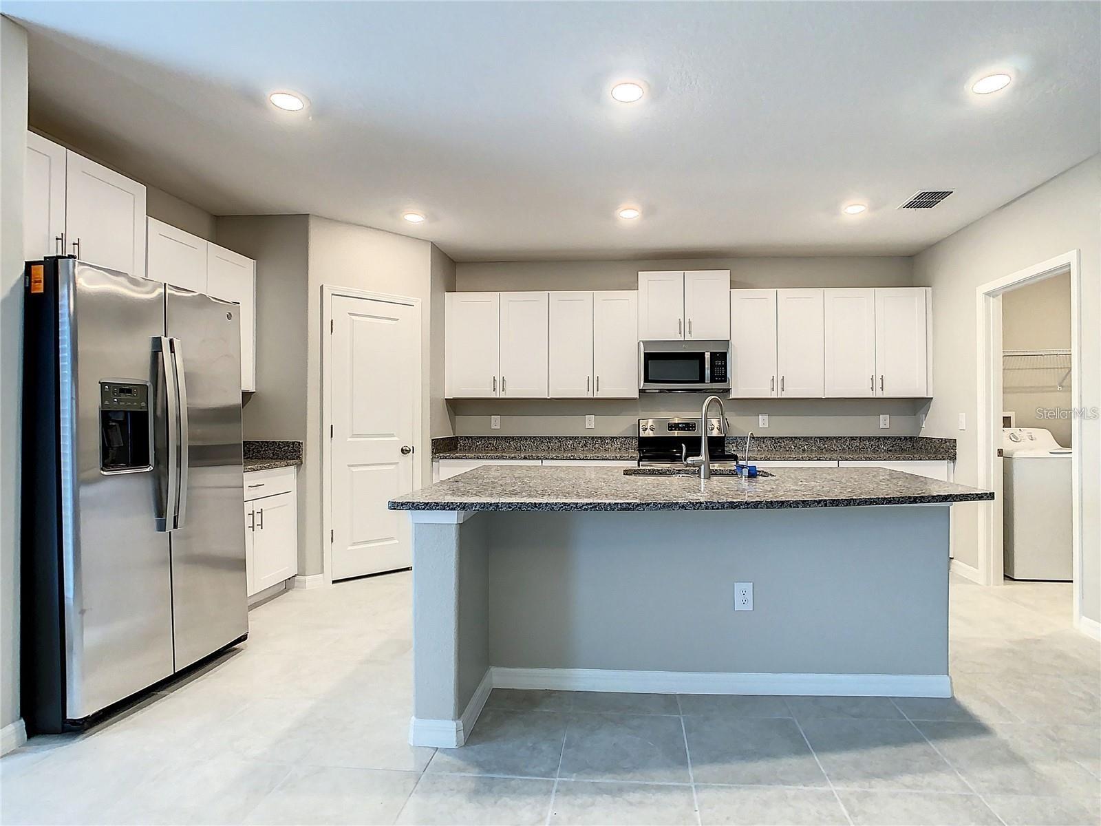 7022 KING CREEK DR, SUN CITY CENTER, FL, 33573