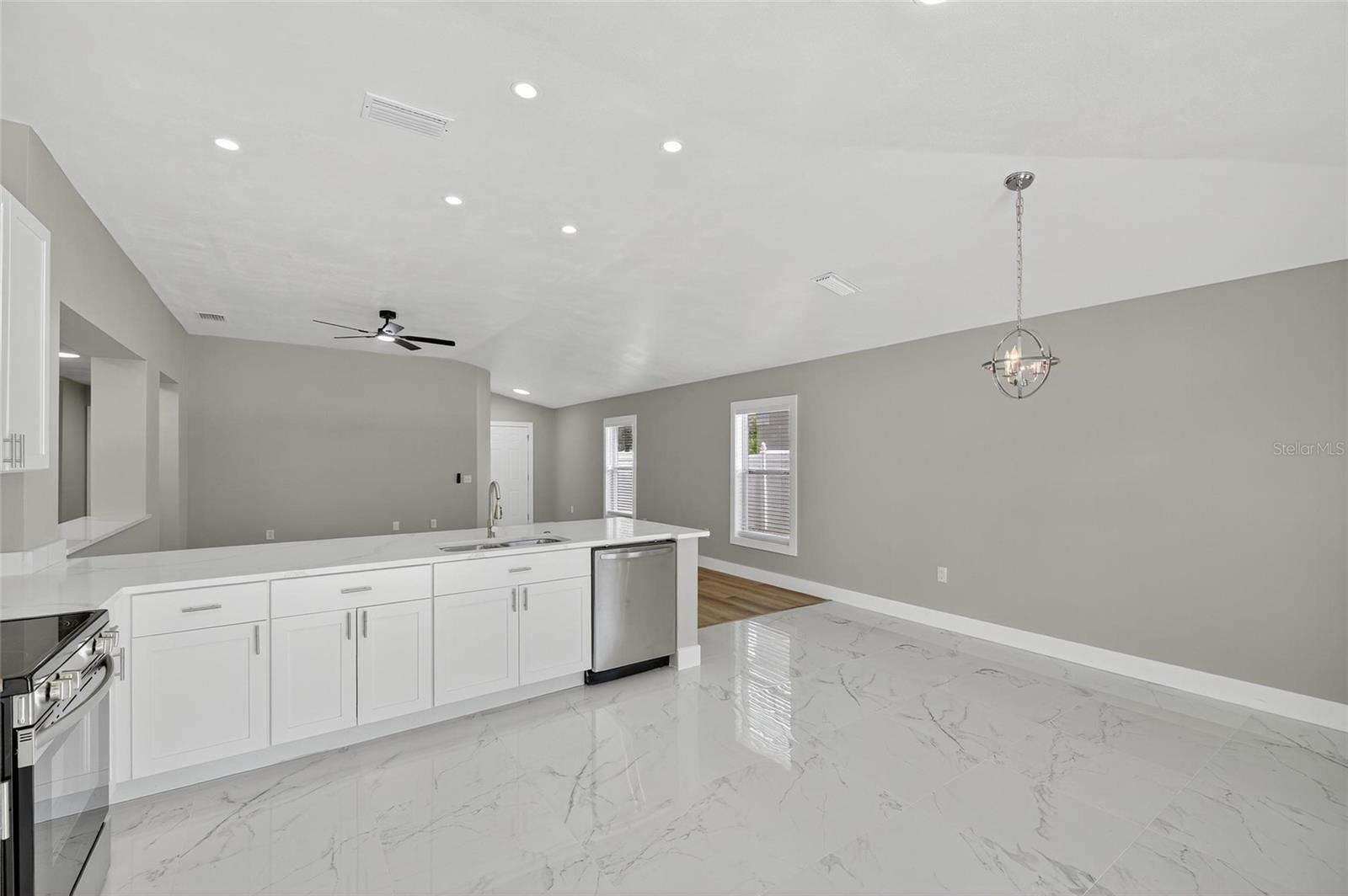 10610 BOYETTE CREEK BLVD, RIVERVIEW, FL, 33569