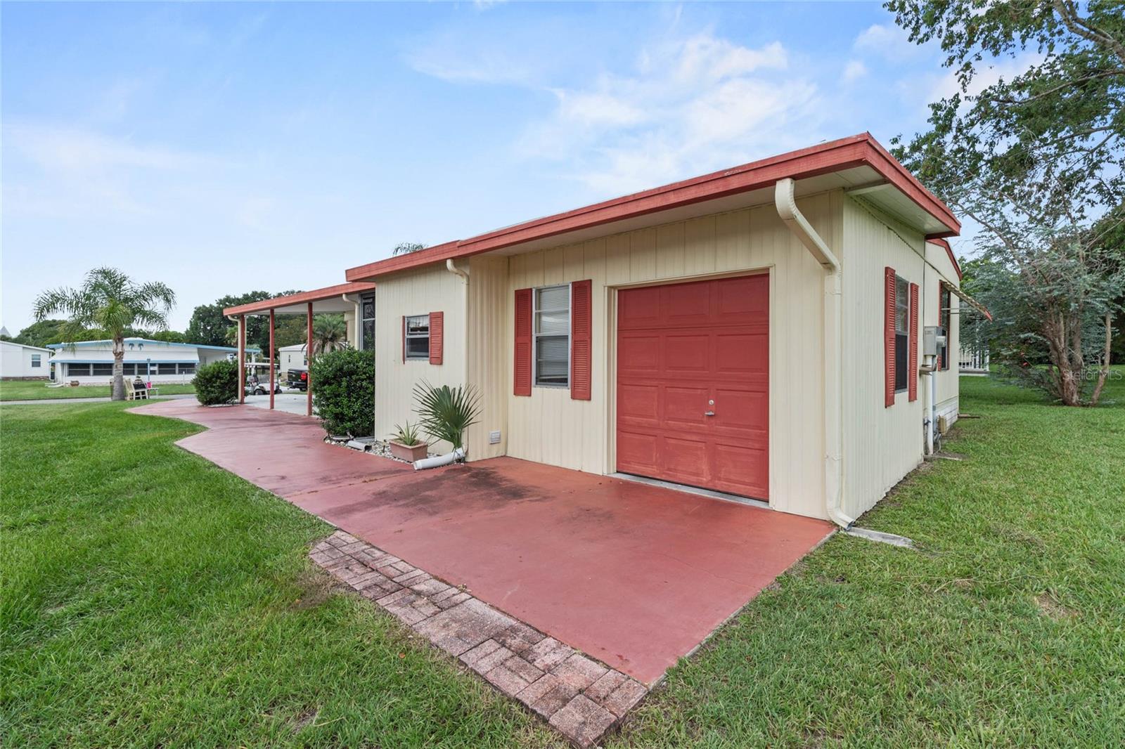 805 ROYAL PALM AVE, THE VILLAGES, FL, 32159