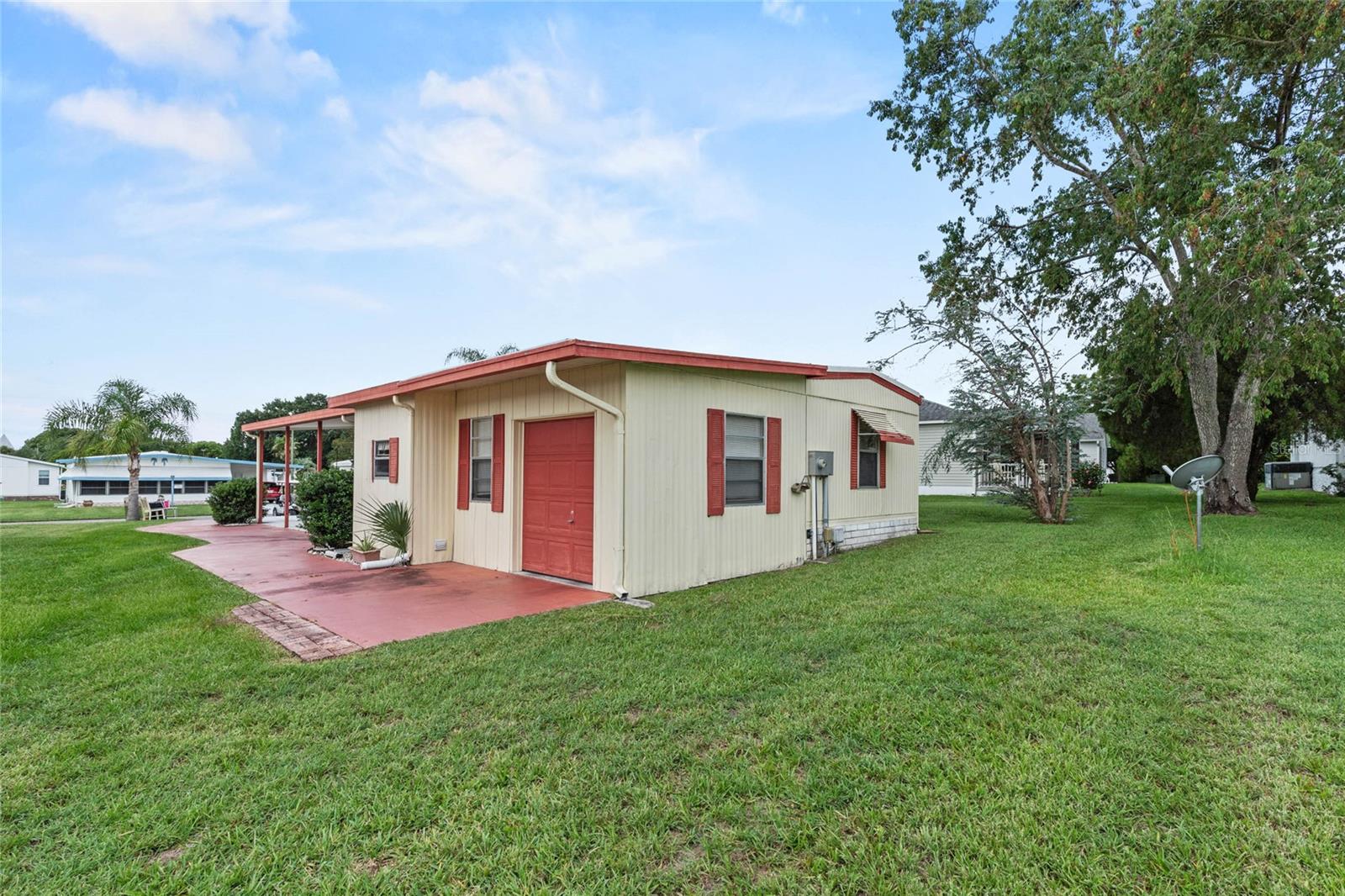 805 ROYAL PALM AVE, THE VILLAGES, FL, 32159