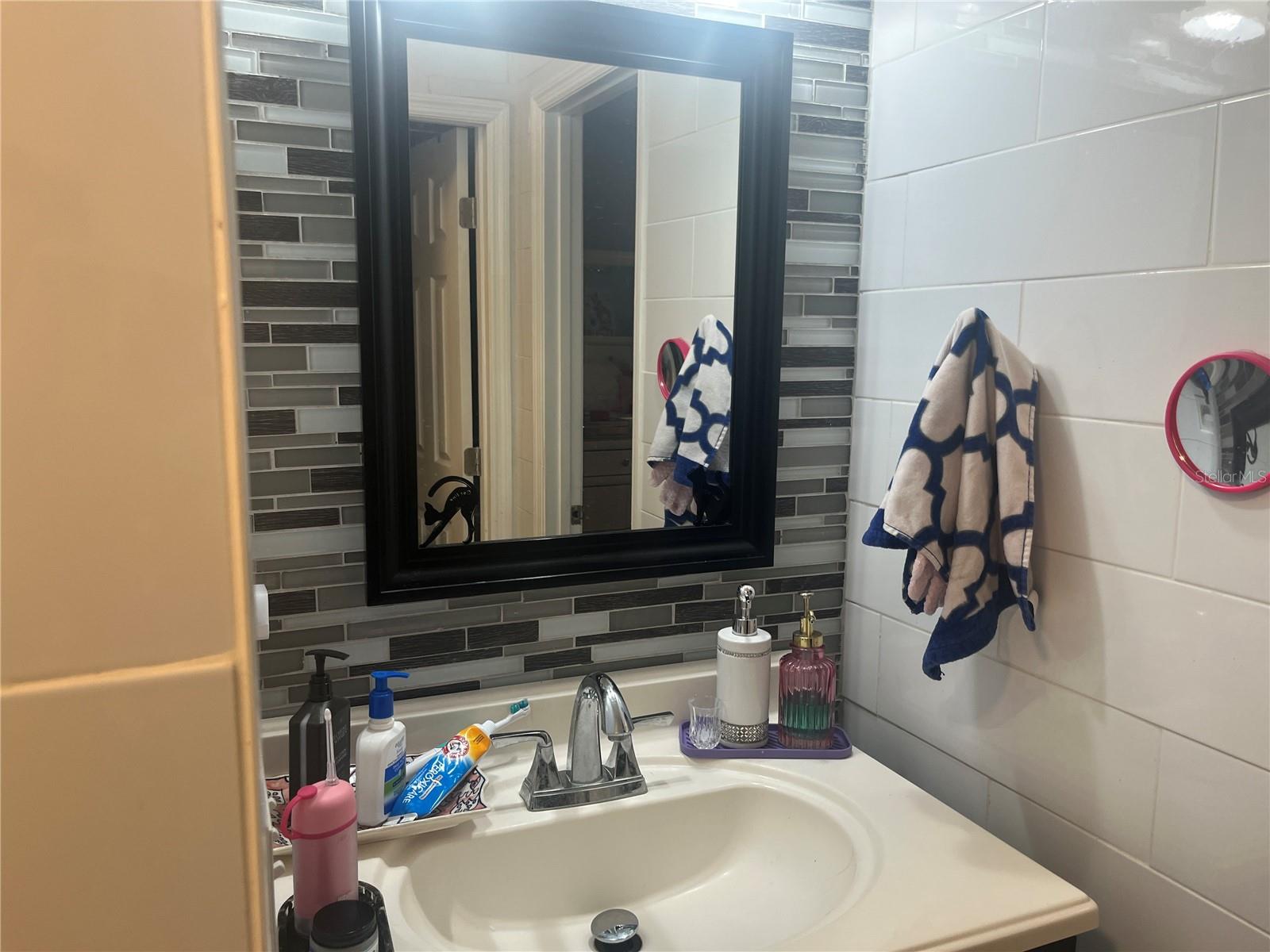 3106 S SEMORAN BLVD #5, ORLANDO, FL, 32822