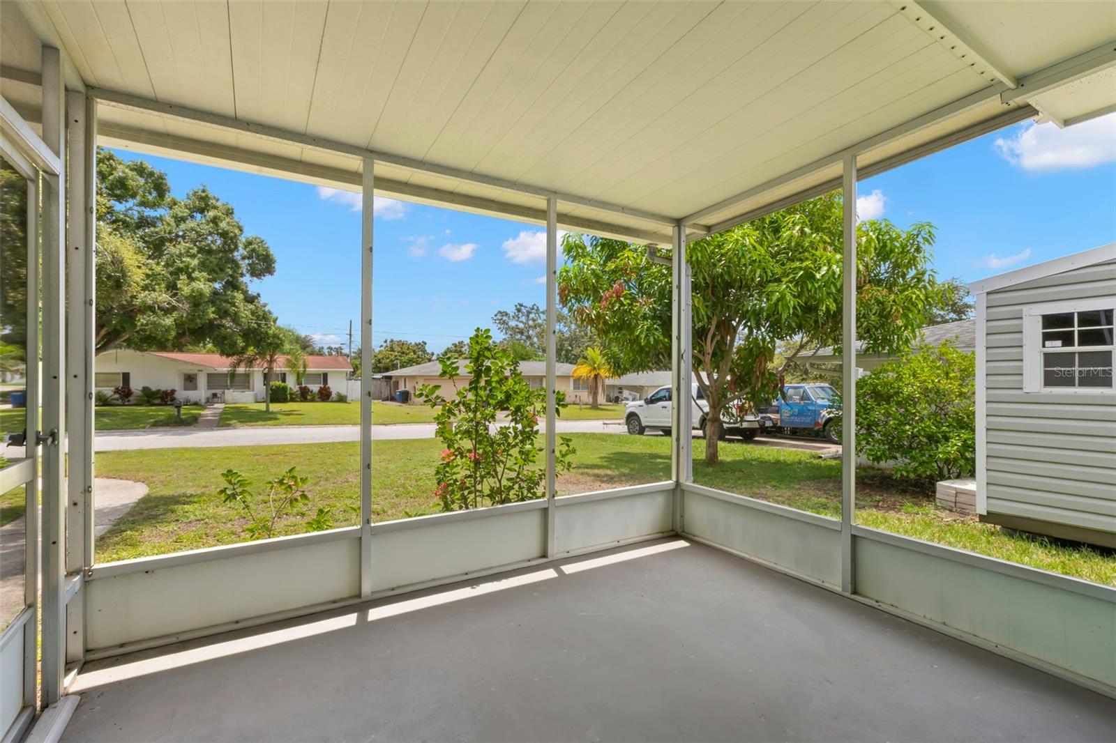 2077 MAGNOLIA DR, CLEARWATER, FL, 33764