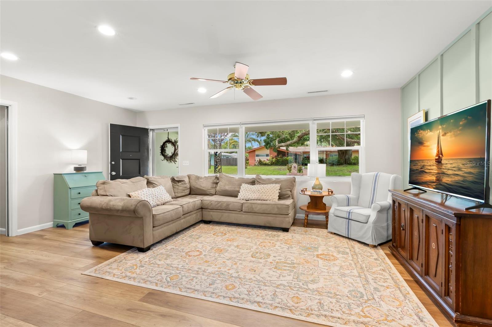 2077 MAGNOLIA DR, CLEARWATER, FL, 33764