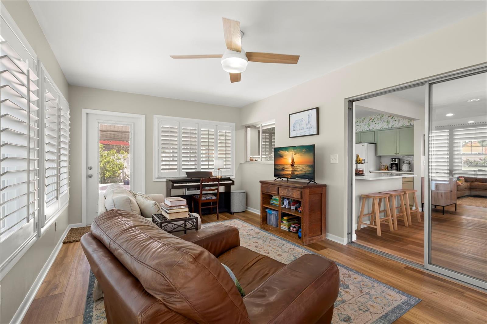 2077 MAGNOLIA DR, CLEARWATER, FL, 33764