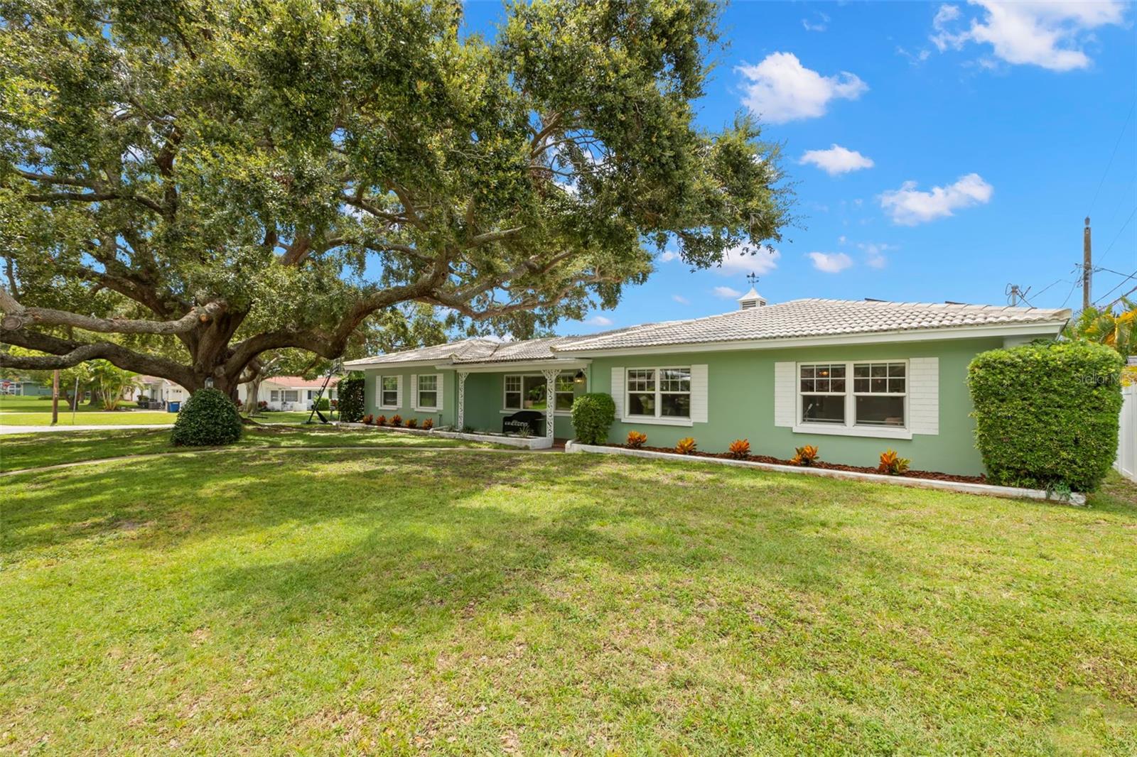 2077 MAGNOLIA DR, CLEARWATER, FL, 33764