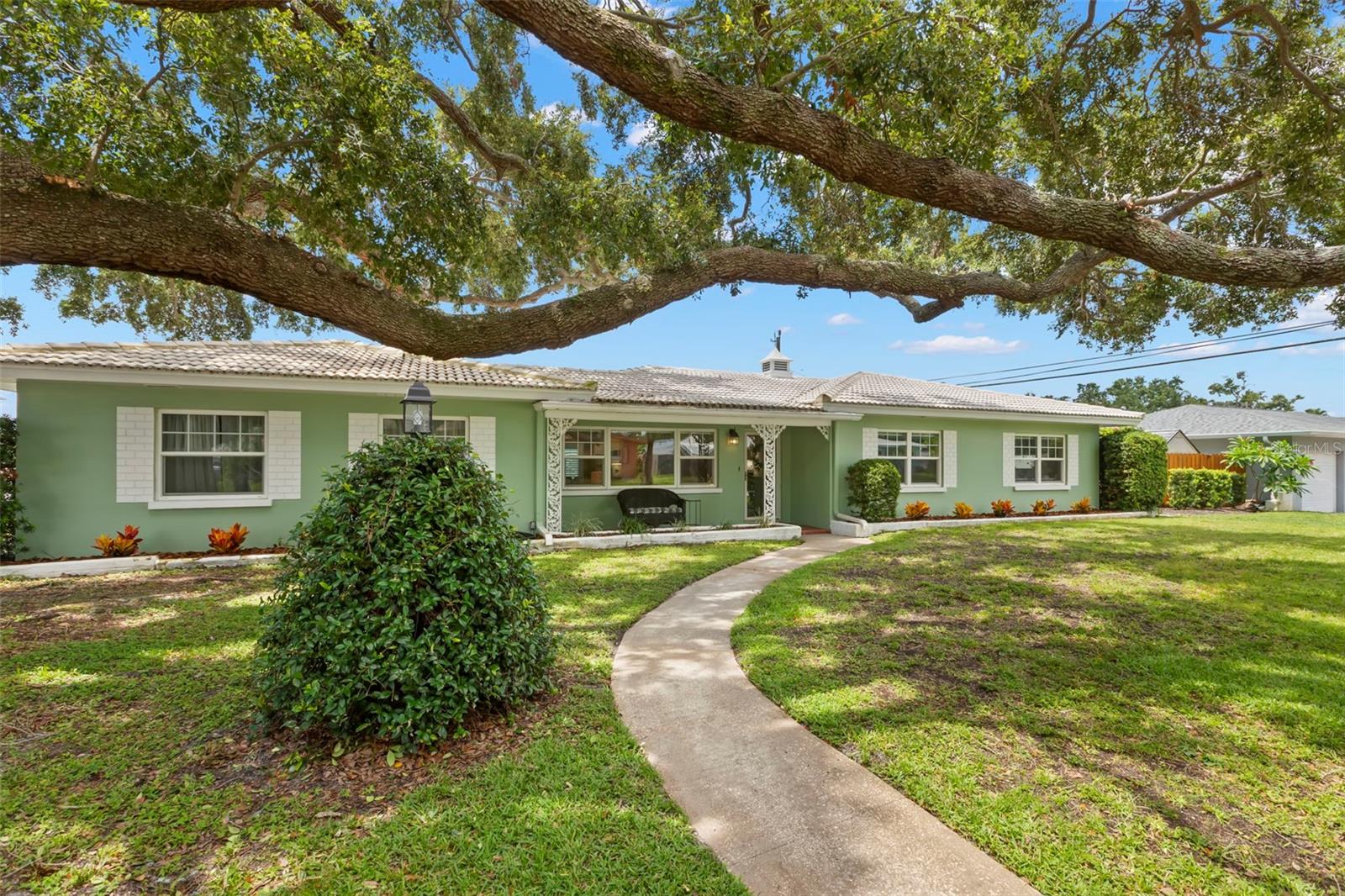 2077 MAGNOLIA DR, CLEARWATER, FL, 33764