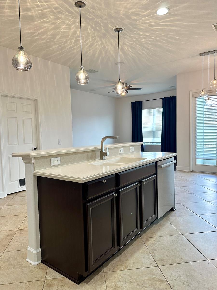 6157 CASTLETON HOLLOW RD, RIVERVIEW, FL, 33578