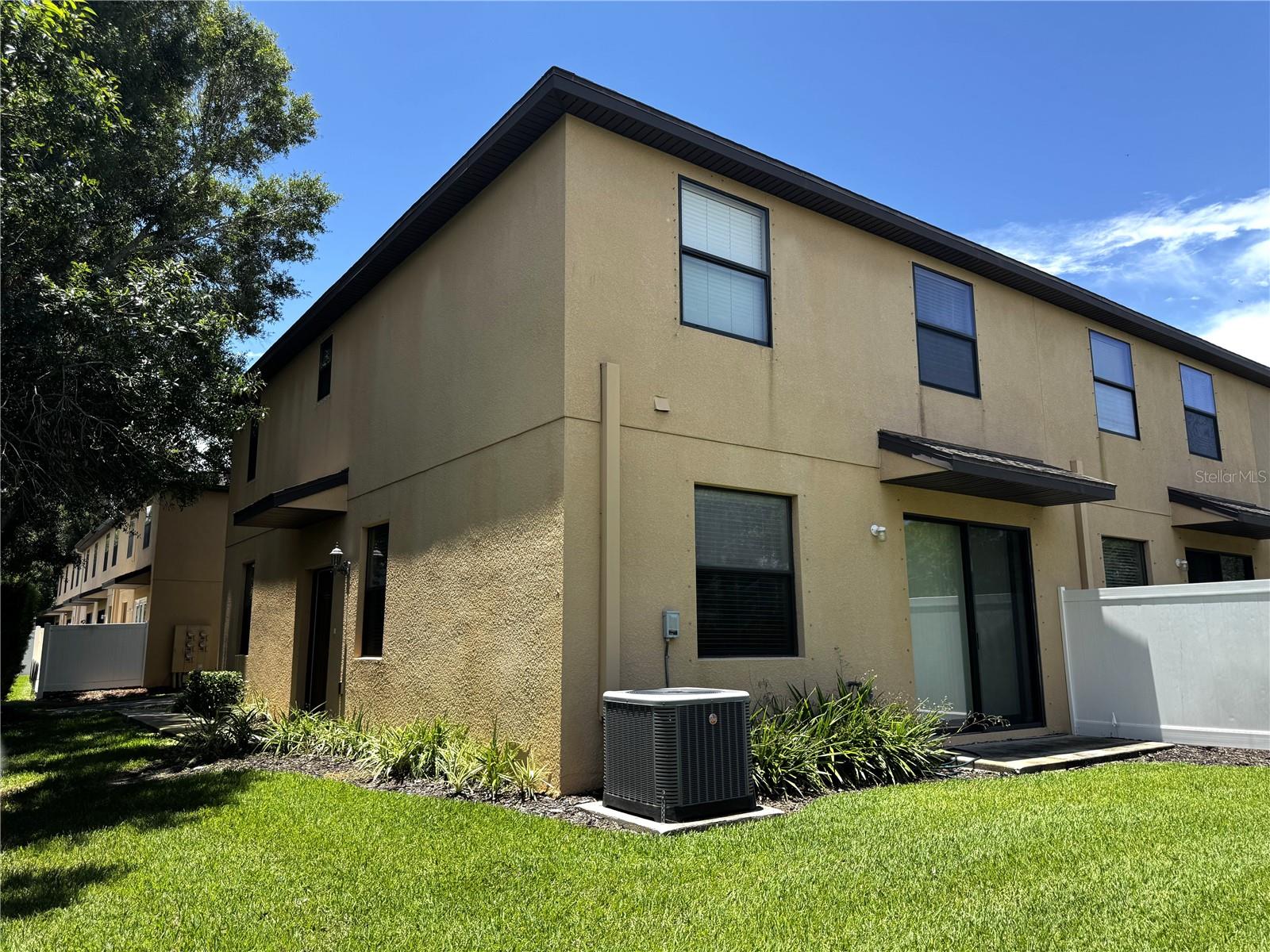 10235 VILLA PALAZZO CT, TAMPA, FL, 33615