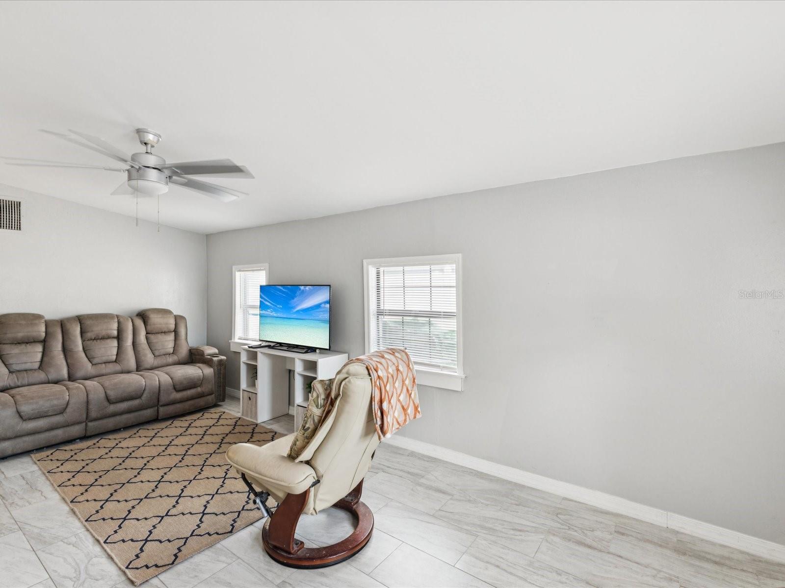 6518 S WEST SHORE CIR, TAMPA, FL, 33616