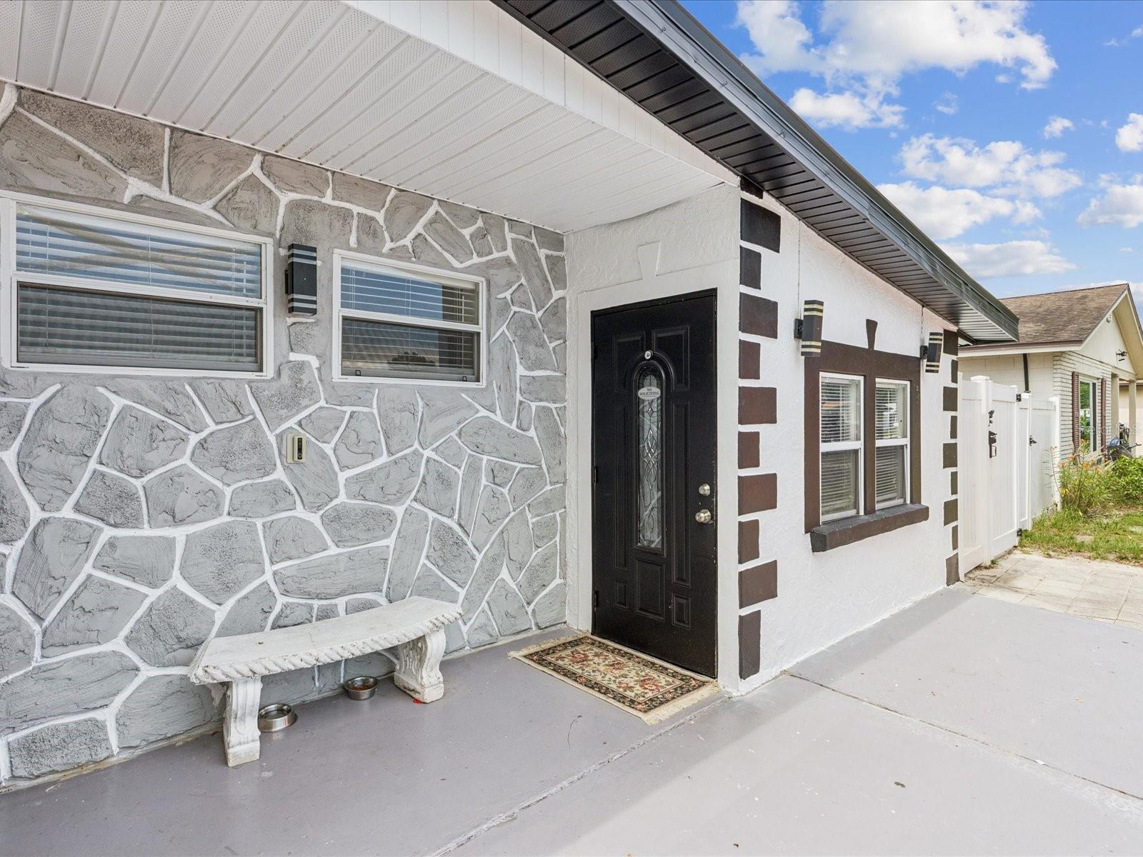 6518 S WEST SHORE CIR, TAMPA, FL, 33616