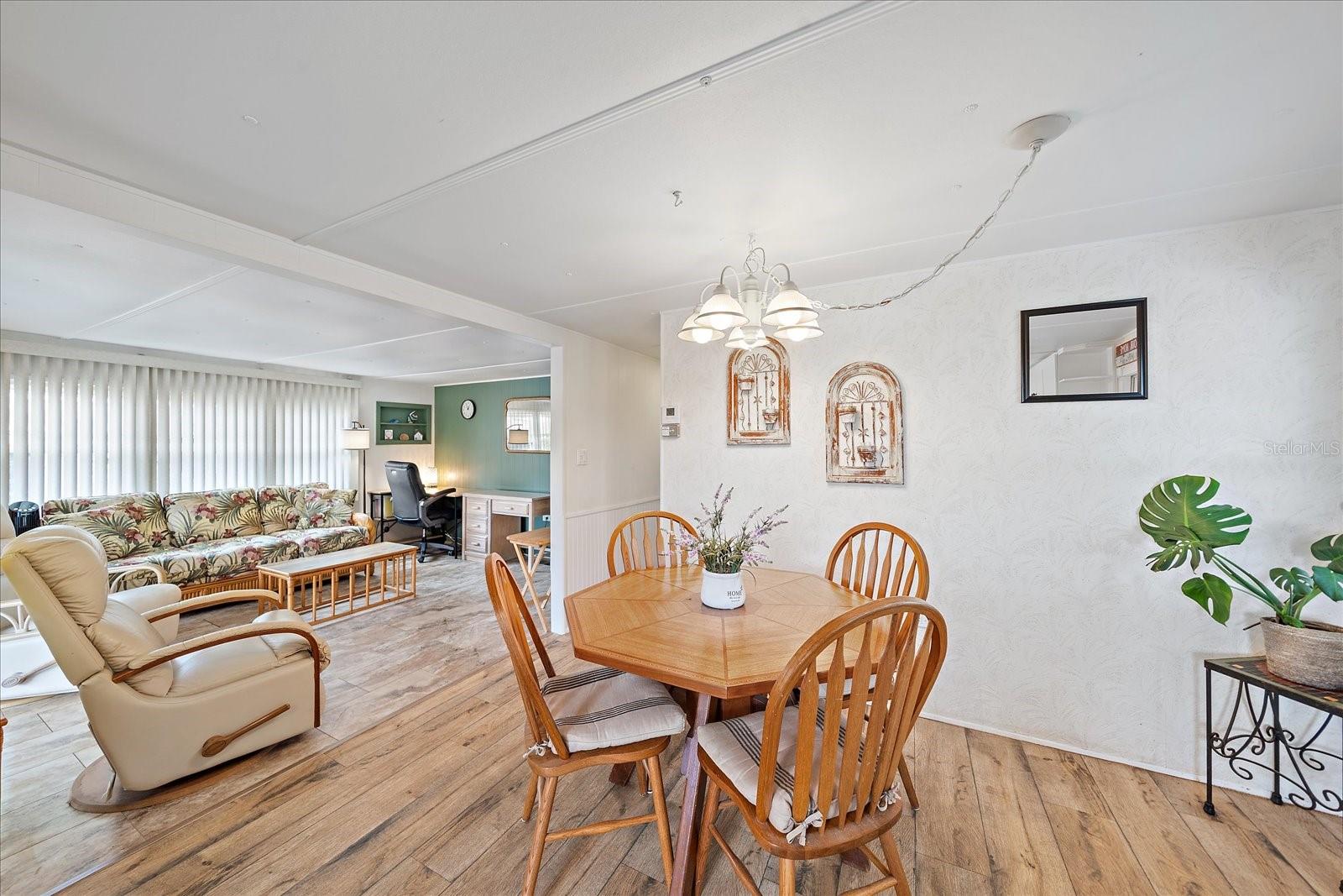 294 NASSAU DR, PALMETTO, FL, 34221