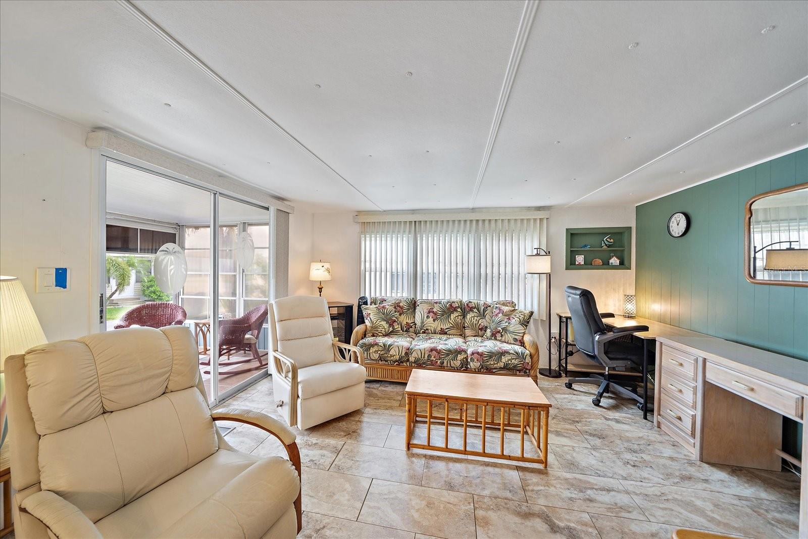 294 NASSAU DR, PALMETTO, FL, 34221