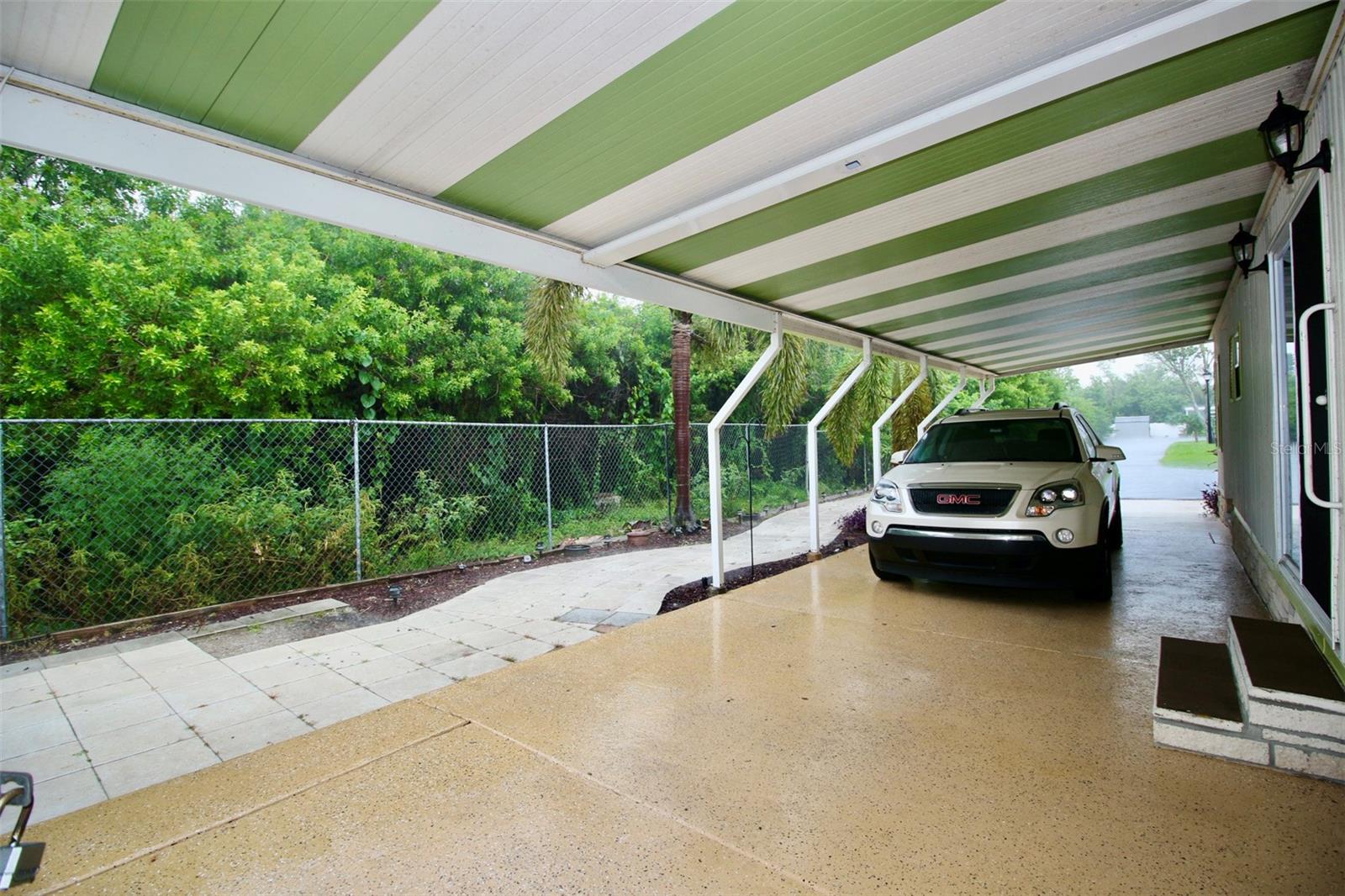 10992 POPLAR ST NE #127, ST PETERSBURG, FL, 33716