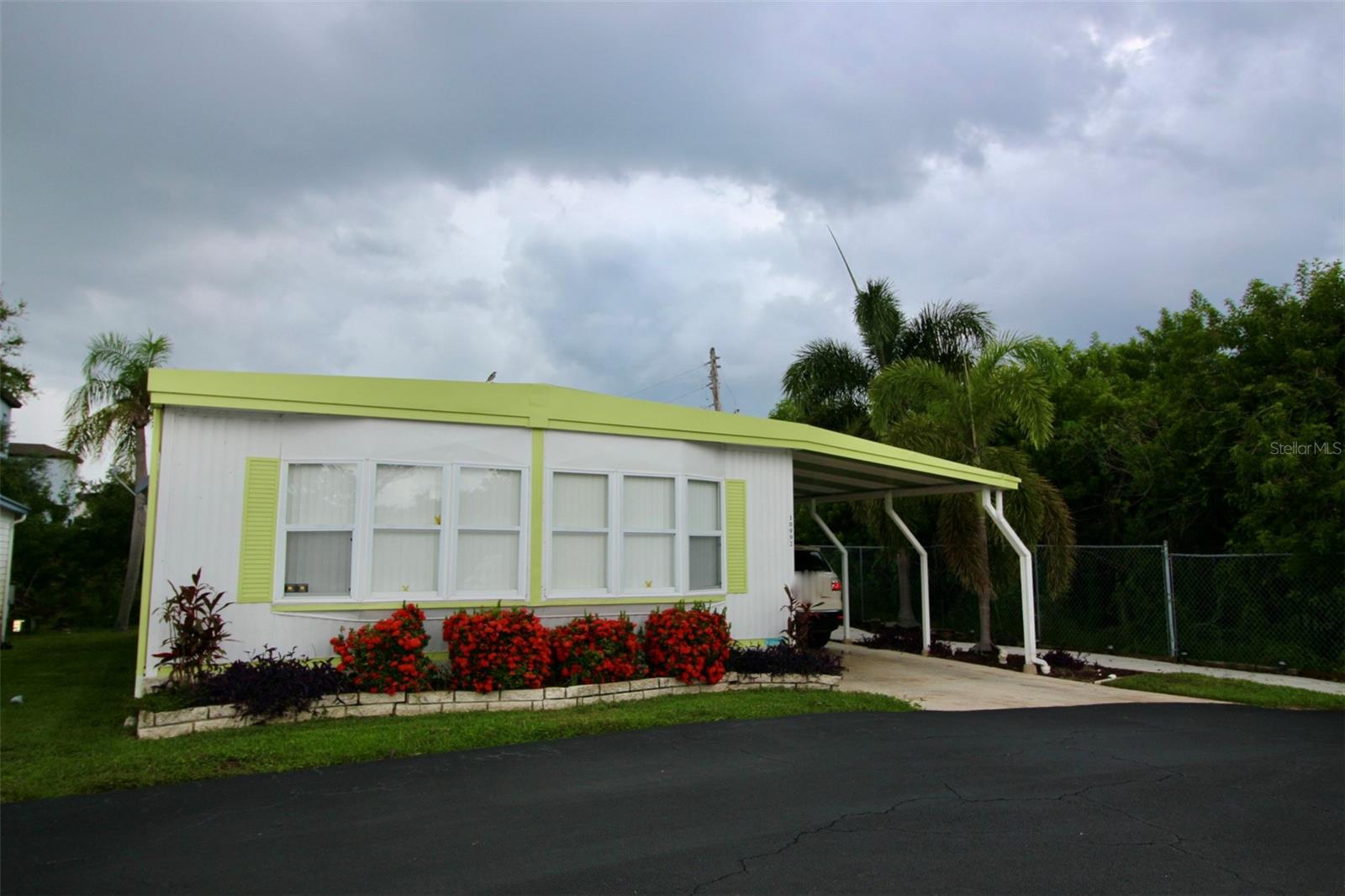 10992 POPLAR ST NE #127, ST PETERSBURG, FL, 33716