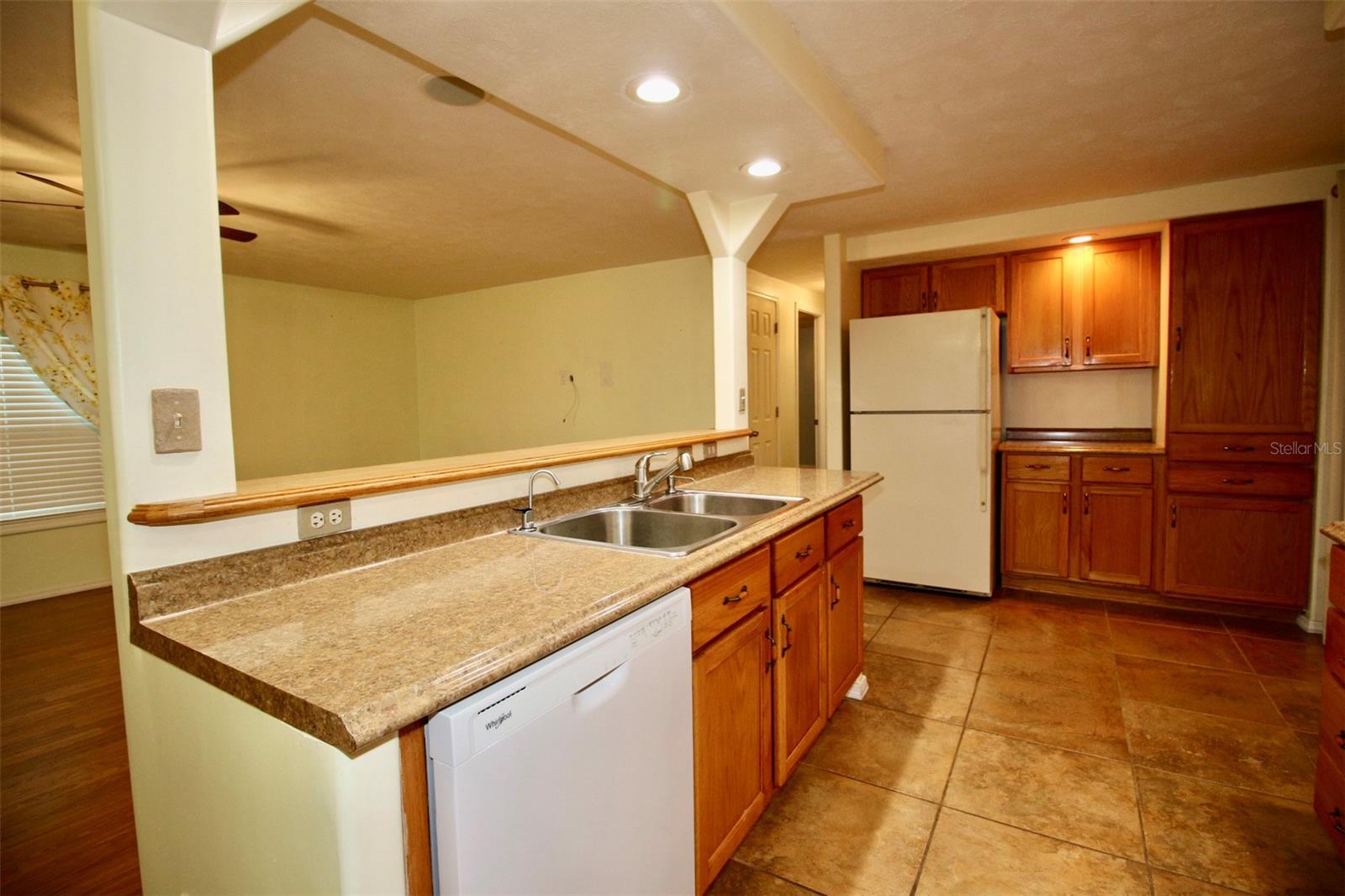 10992 POPLAR ST NE #127, ST PETERSBURG, FL, 33716