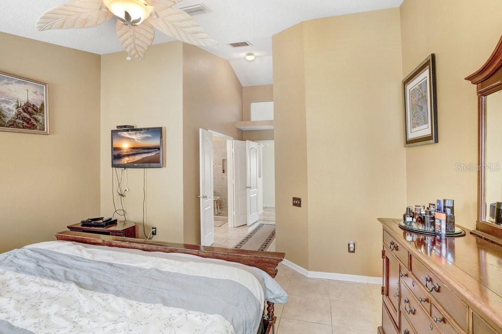 2027 RENSSELAER DR, WESLEY CHAPEL, FL, 33543