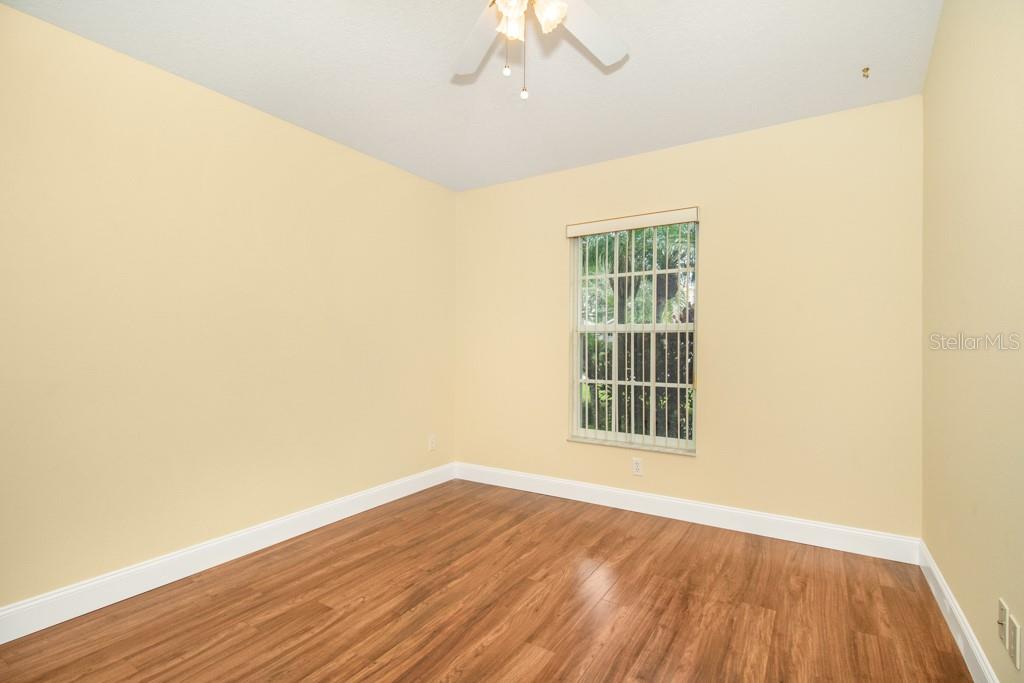 10136 KINGSBRIDGE AVE, TAMPA, FL, 33626